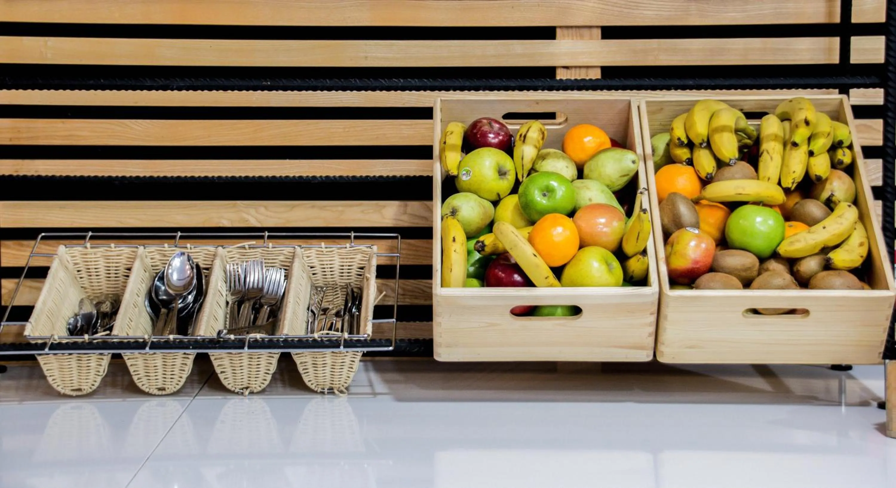 Restaurant/places to eat in Ibis Girona