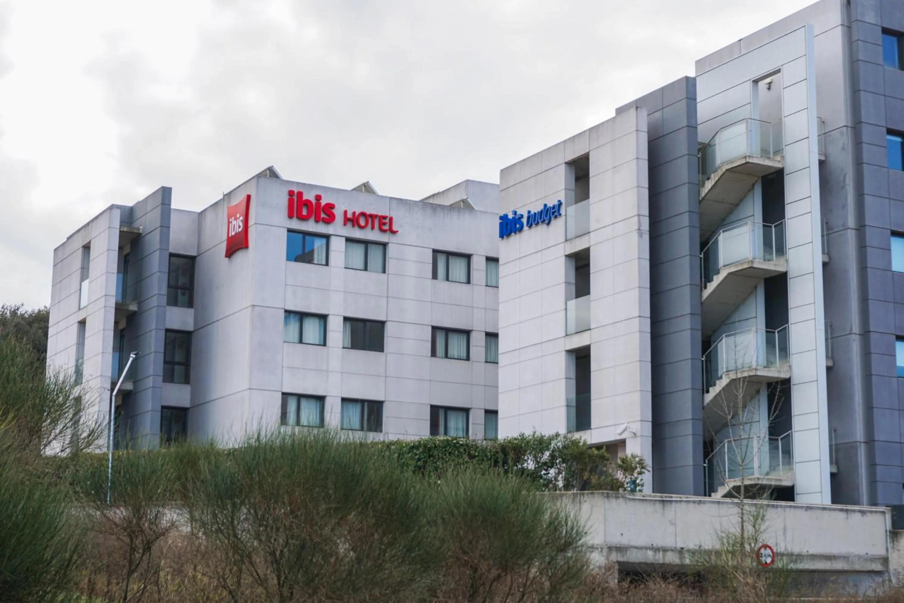 Property building in Ibis Girona