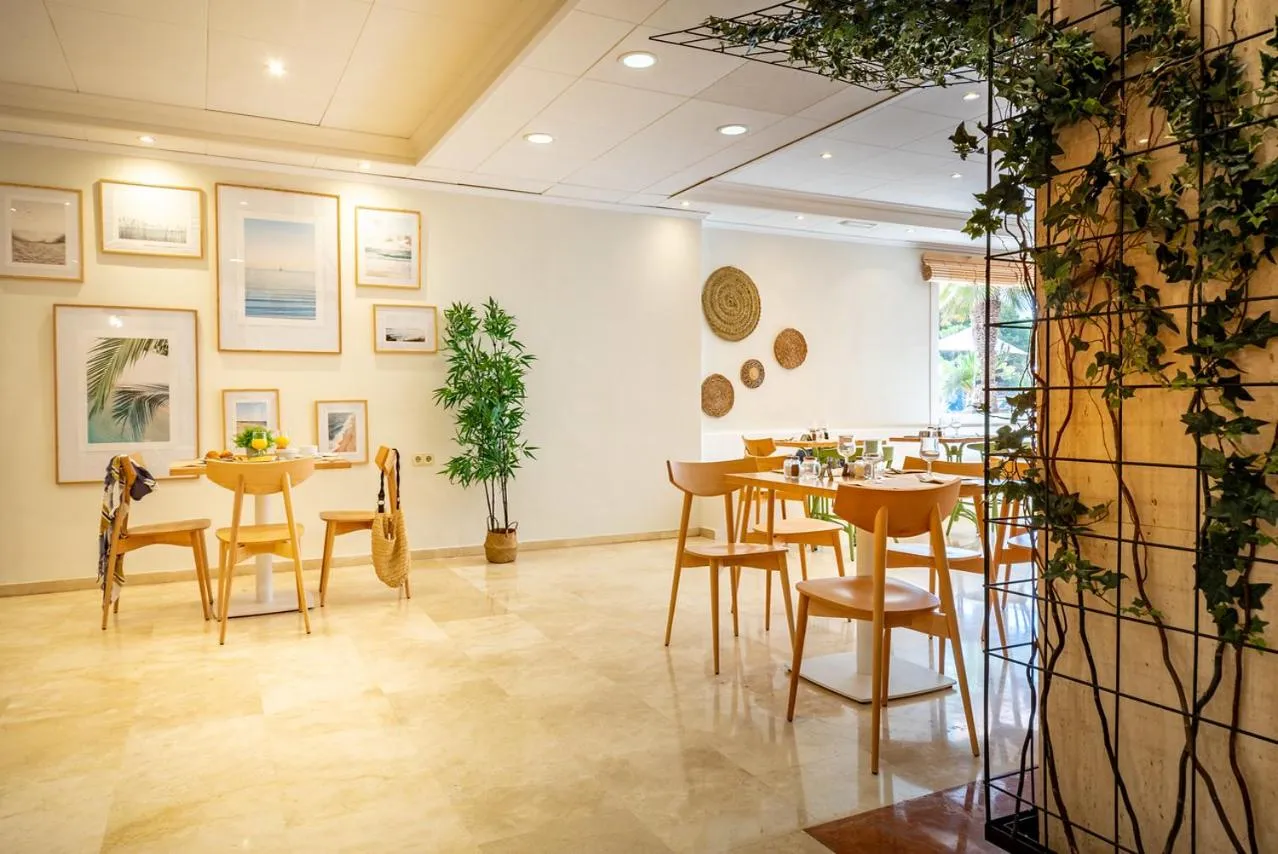 Restaurant/places to eat in Hotel Cala Font