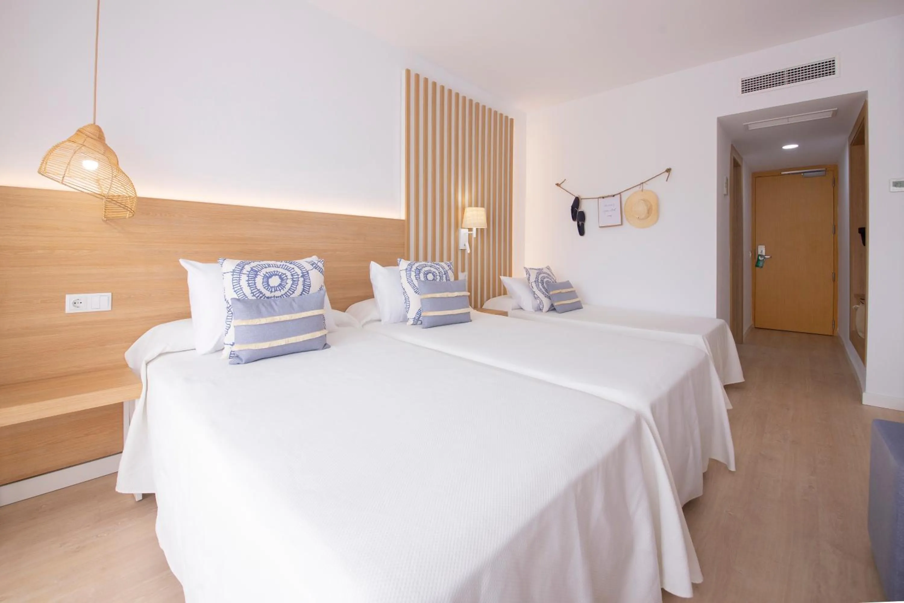 Bed in Hotel Cala Font