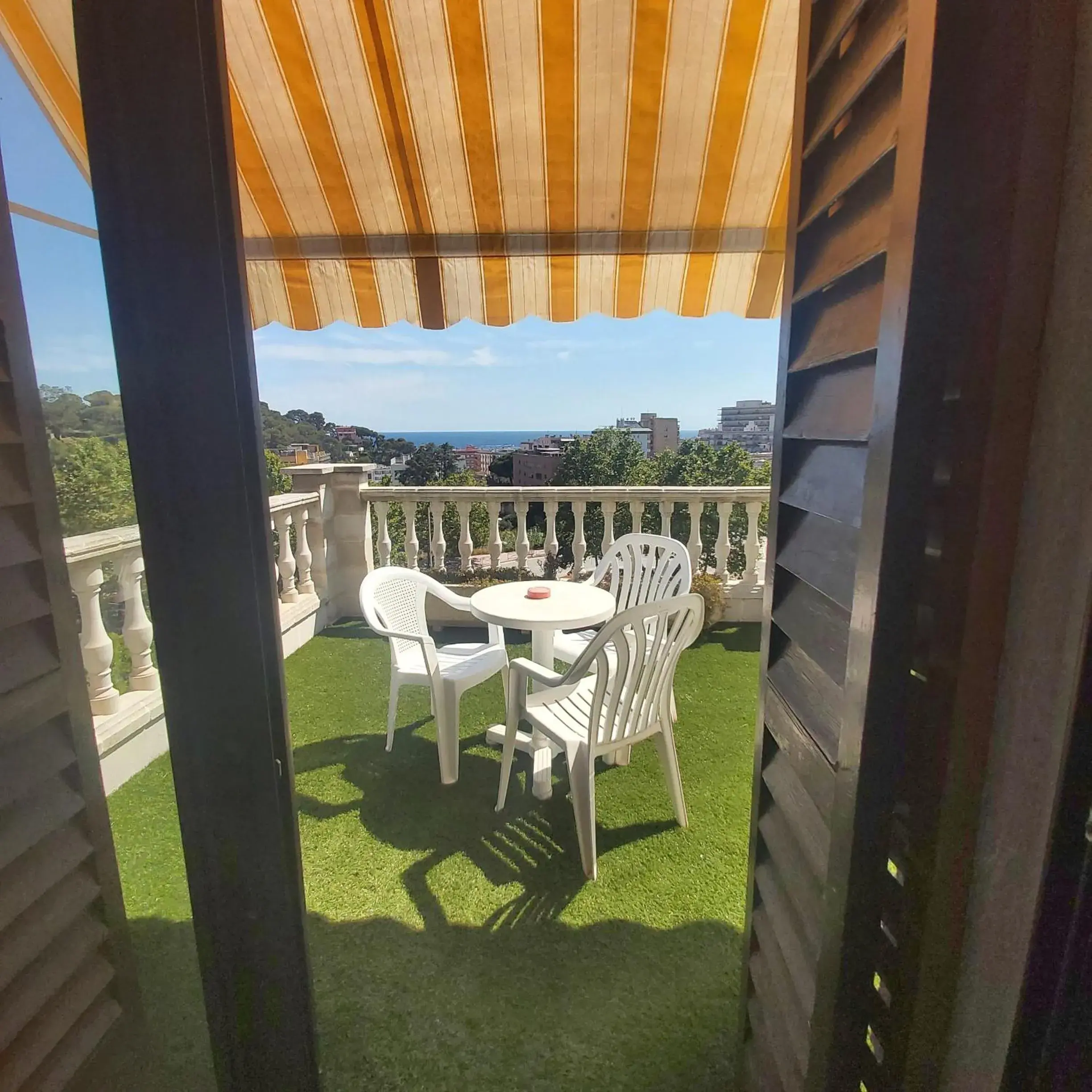 Superior Twin Room with Sea View in Hotel Bonsol ADULTS ONLY Superior Twin Room with Sea View in Hotel Bonsol ADULTS ONLY