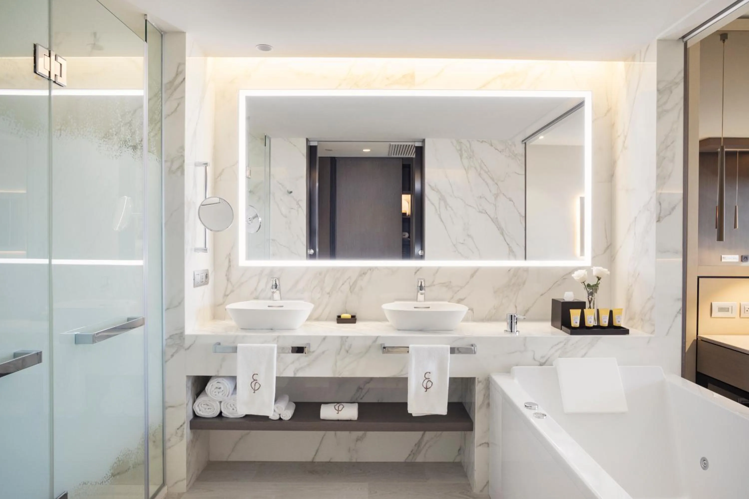 Bathroom in El Embajador, a Royal Hideaway Hotel