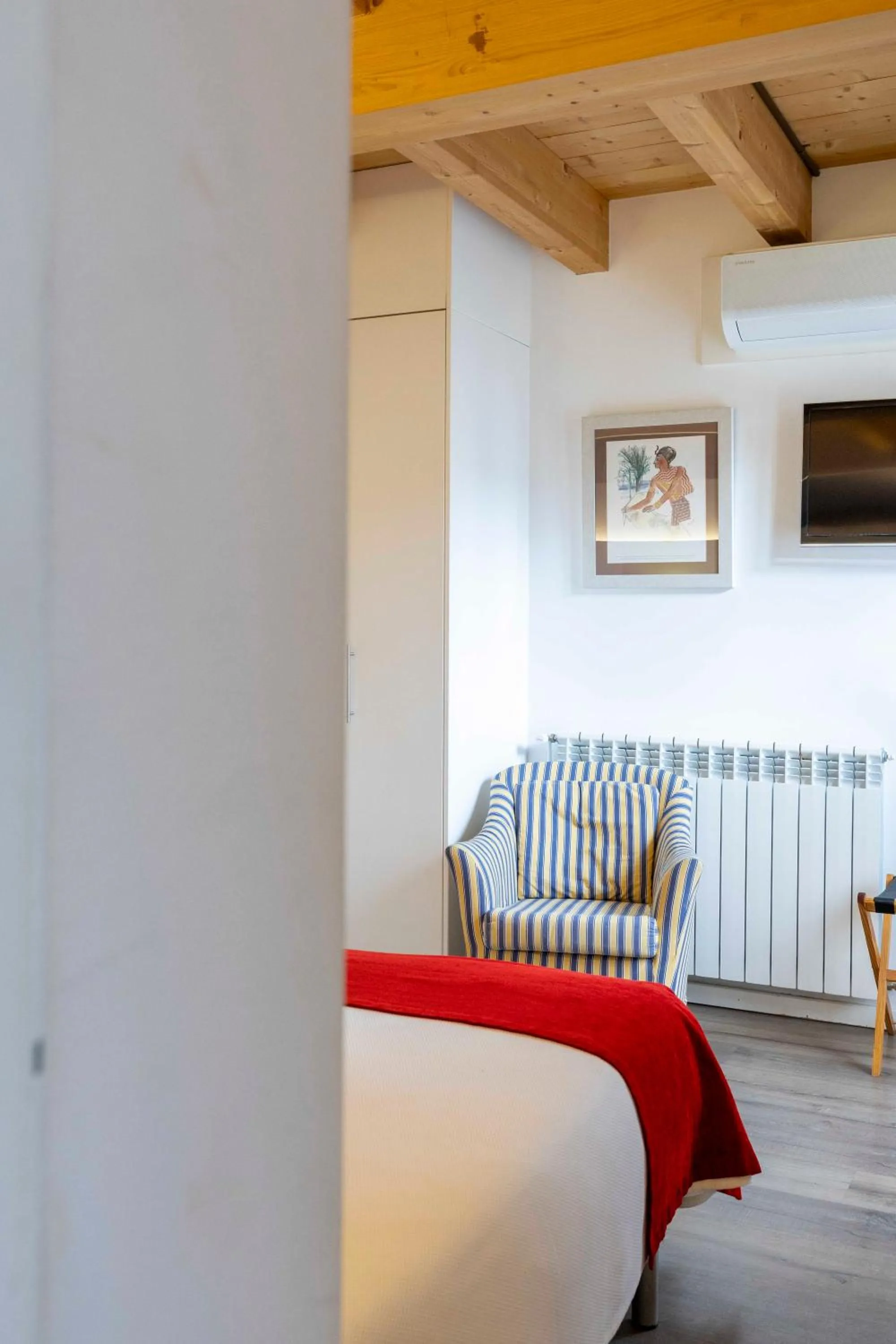 Bedroom in Hotel La Freixera