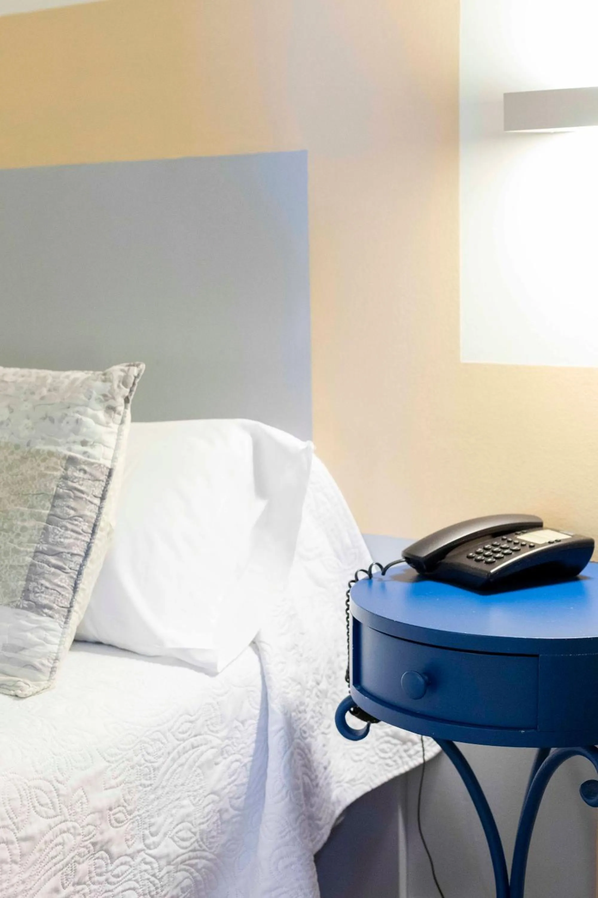 Bedroom, Bed in Hotel La Freixera