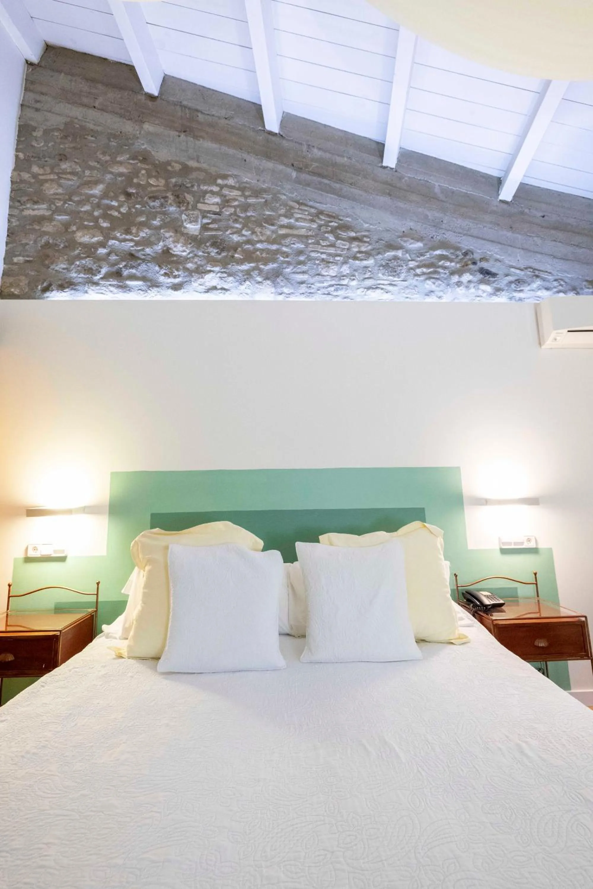 Bed in Hotel La Freixera