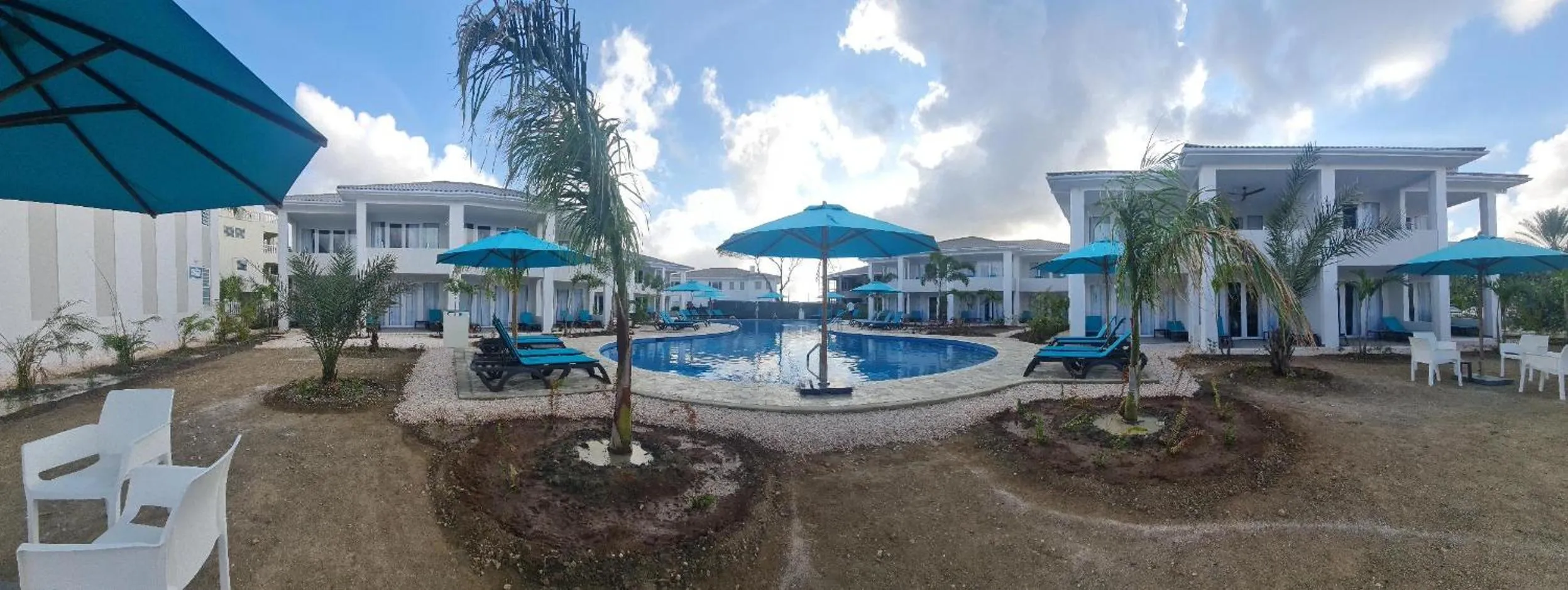 Pool view in Captain Don's Habitat