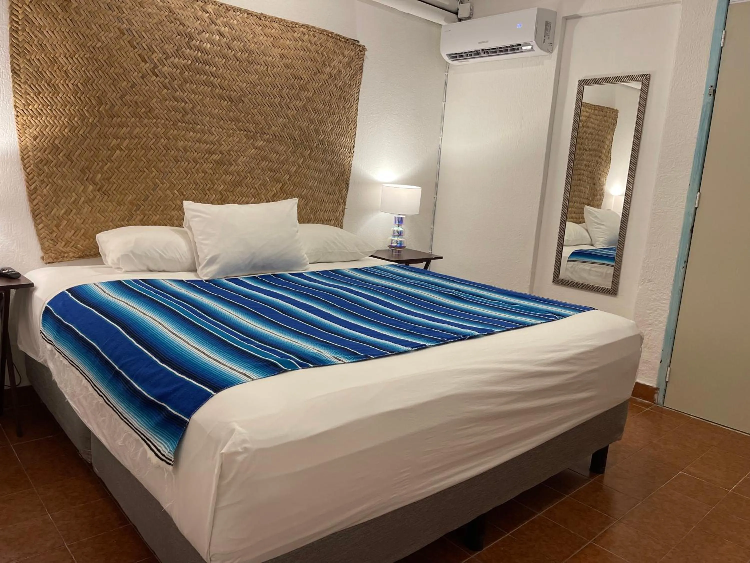 Bed in Hotel Villas Colibrí Suites & Bungalows