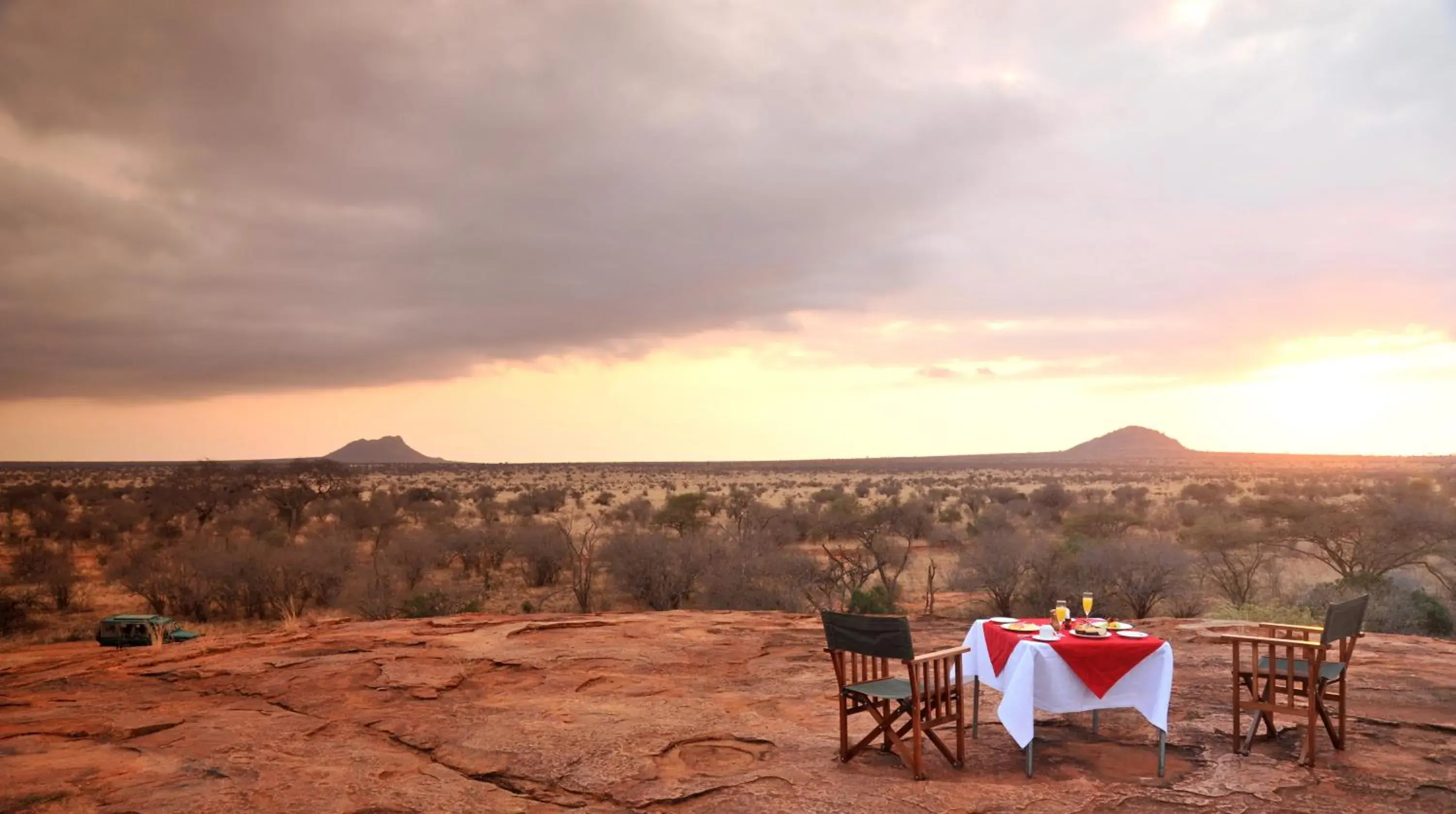 Restaurant/places to eat in Kilaguni Serena Safari Lodge Restaurant/places to eat in Kilaguni Serena Safari Lodge