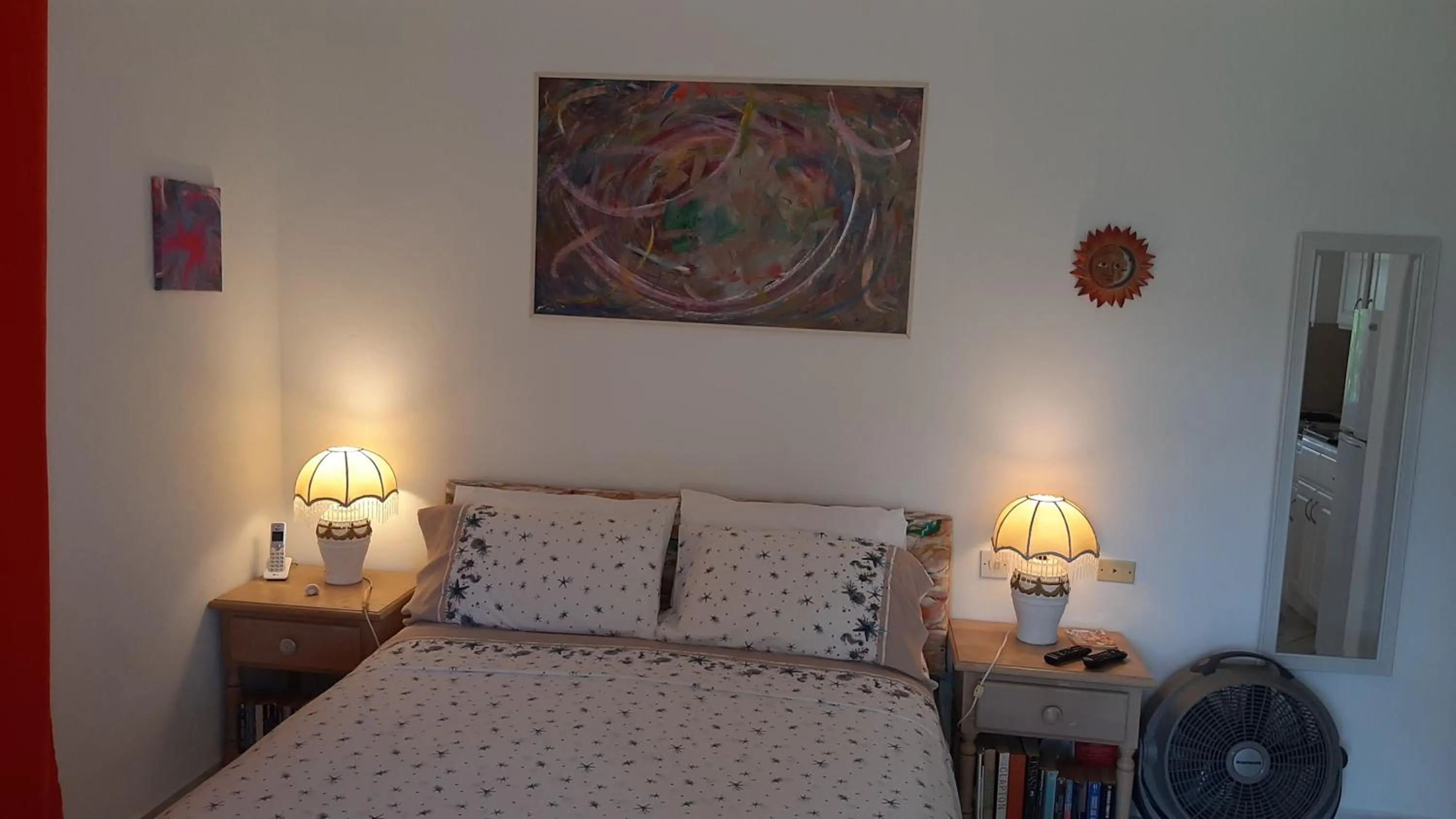 Bedroom, Bed in Tropical Gecko Studio - Sweet Jewel Apartments