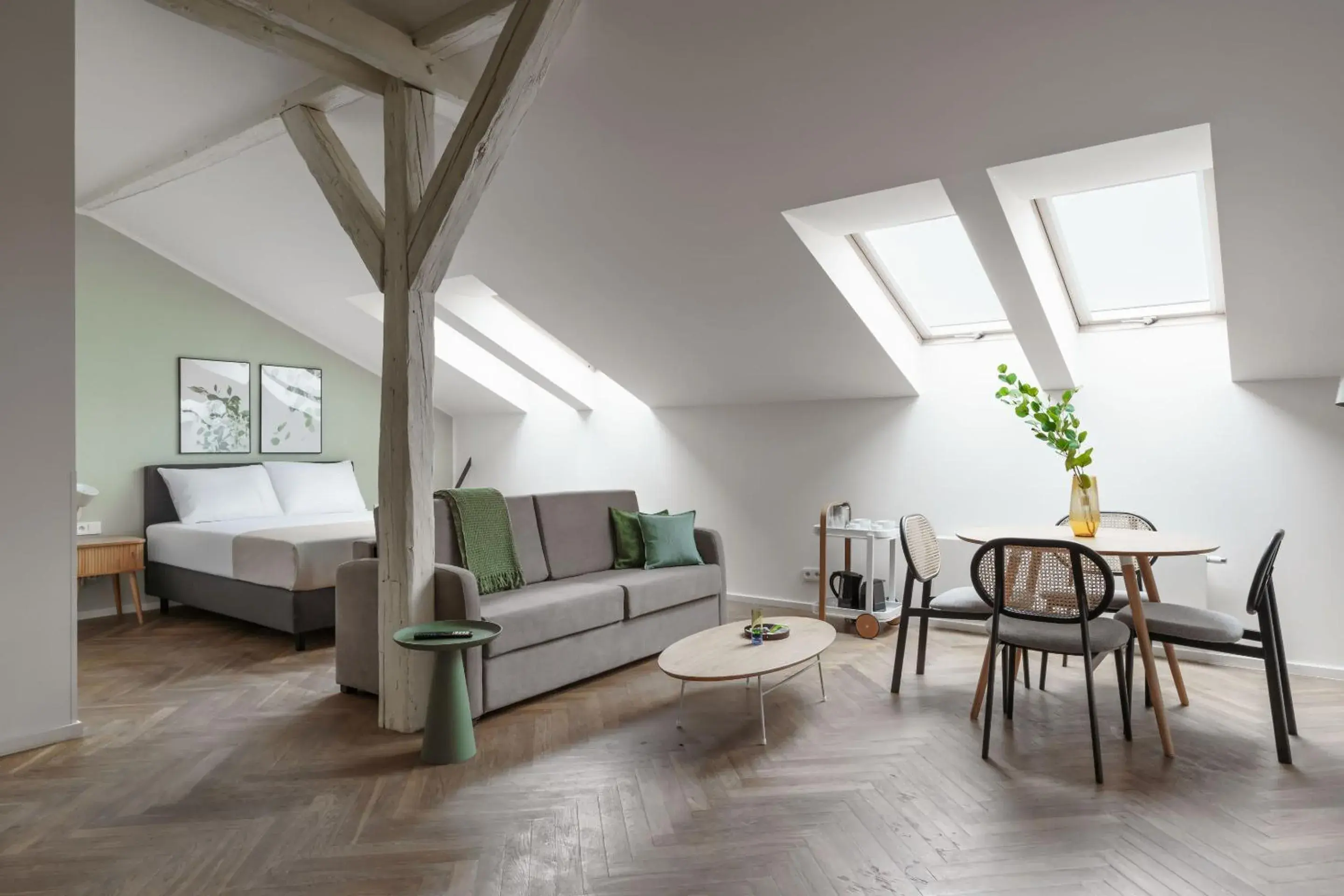 Family Room in Limehome Prague Halkova Family Room in Limehome Prague Halkova