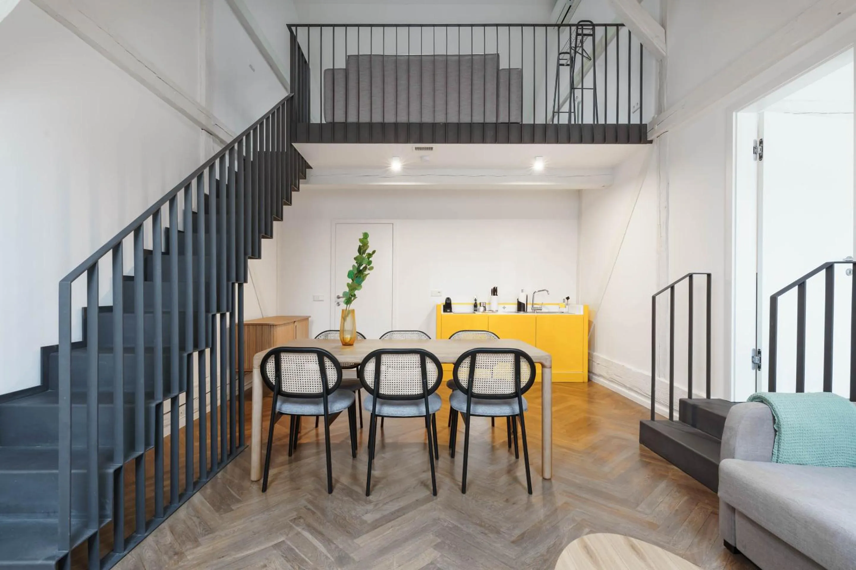 Kitchen or kitchenette in Limehome Prague Halkova