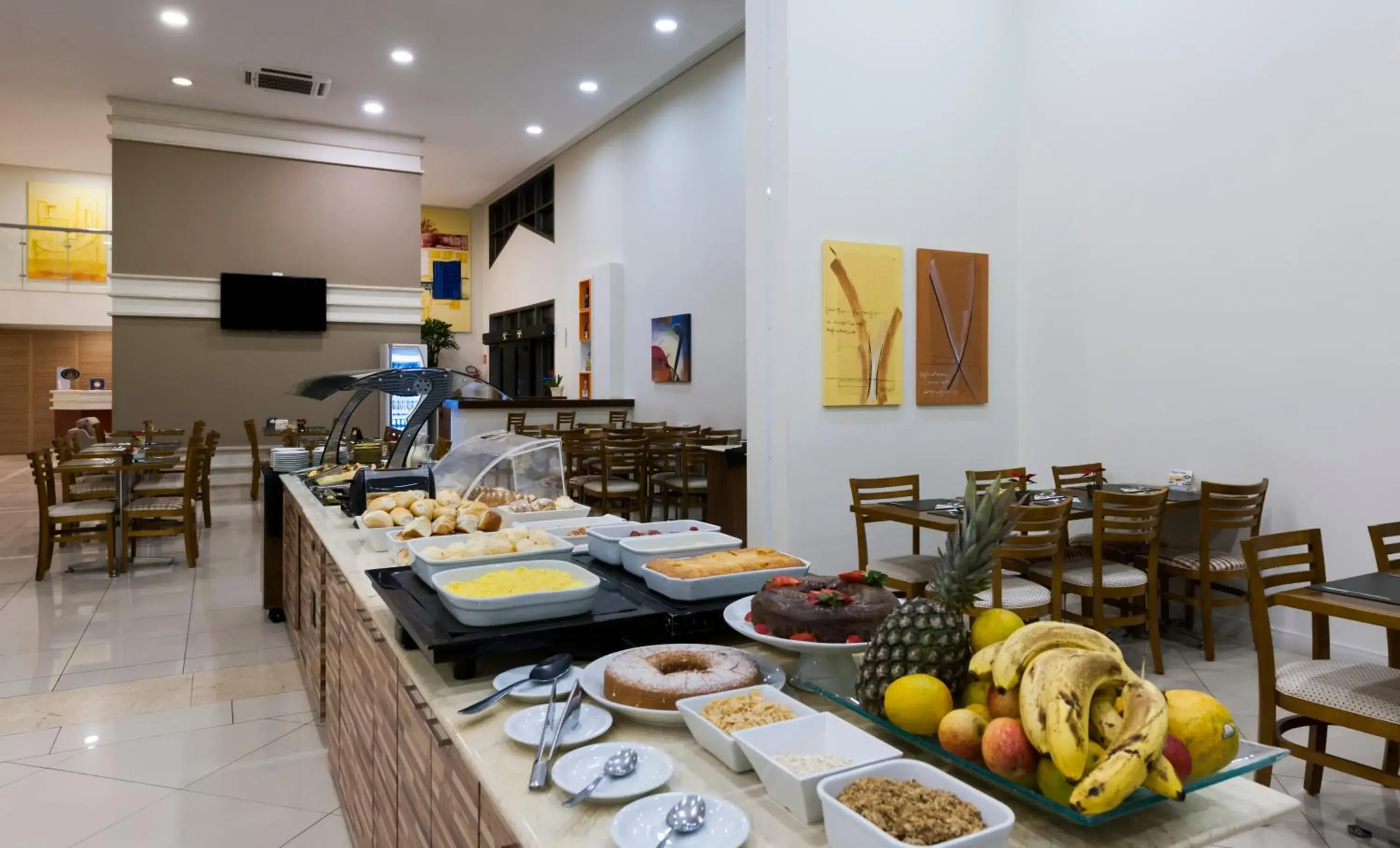 Buffet breakfast in Matiz Jaguariúna Buffet breakfast in Matiz Jaguariúna