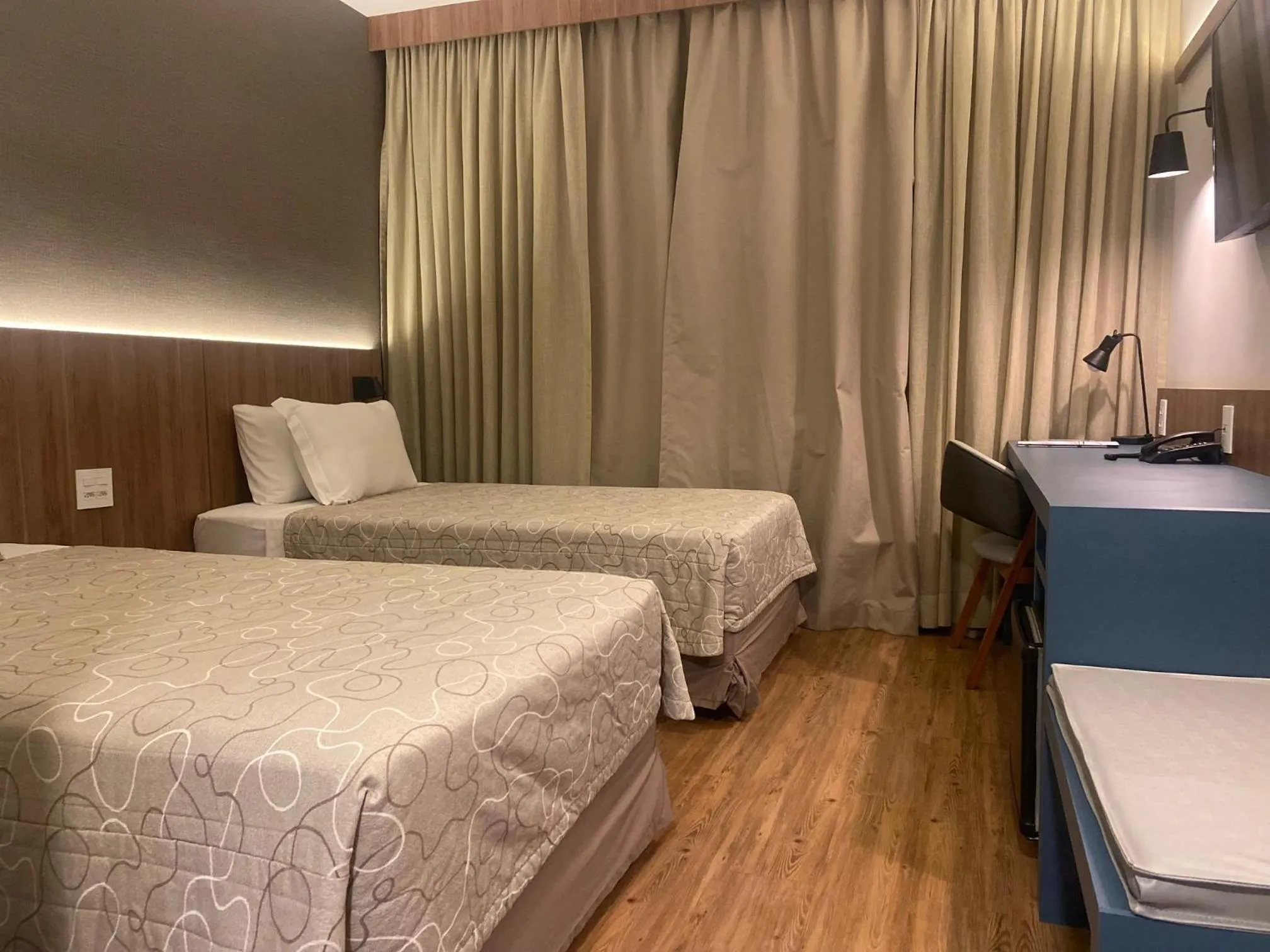 Bedroom, Bed in Matiz Jaguariúna