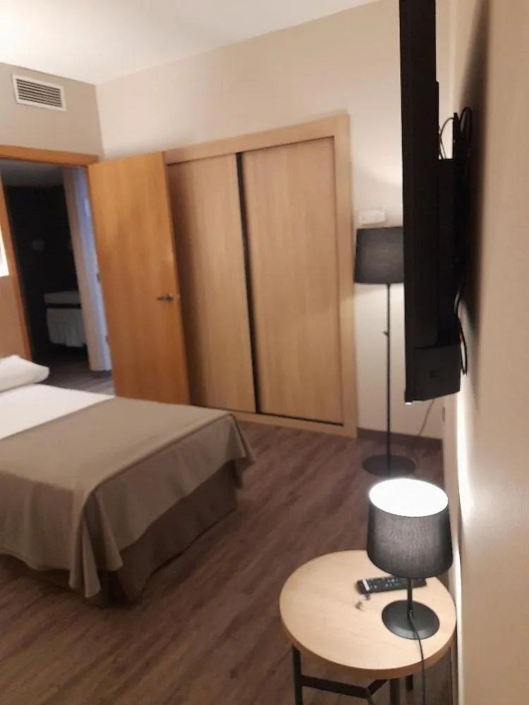 Bed in SOMMOS Hotel Benasque Spa