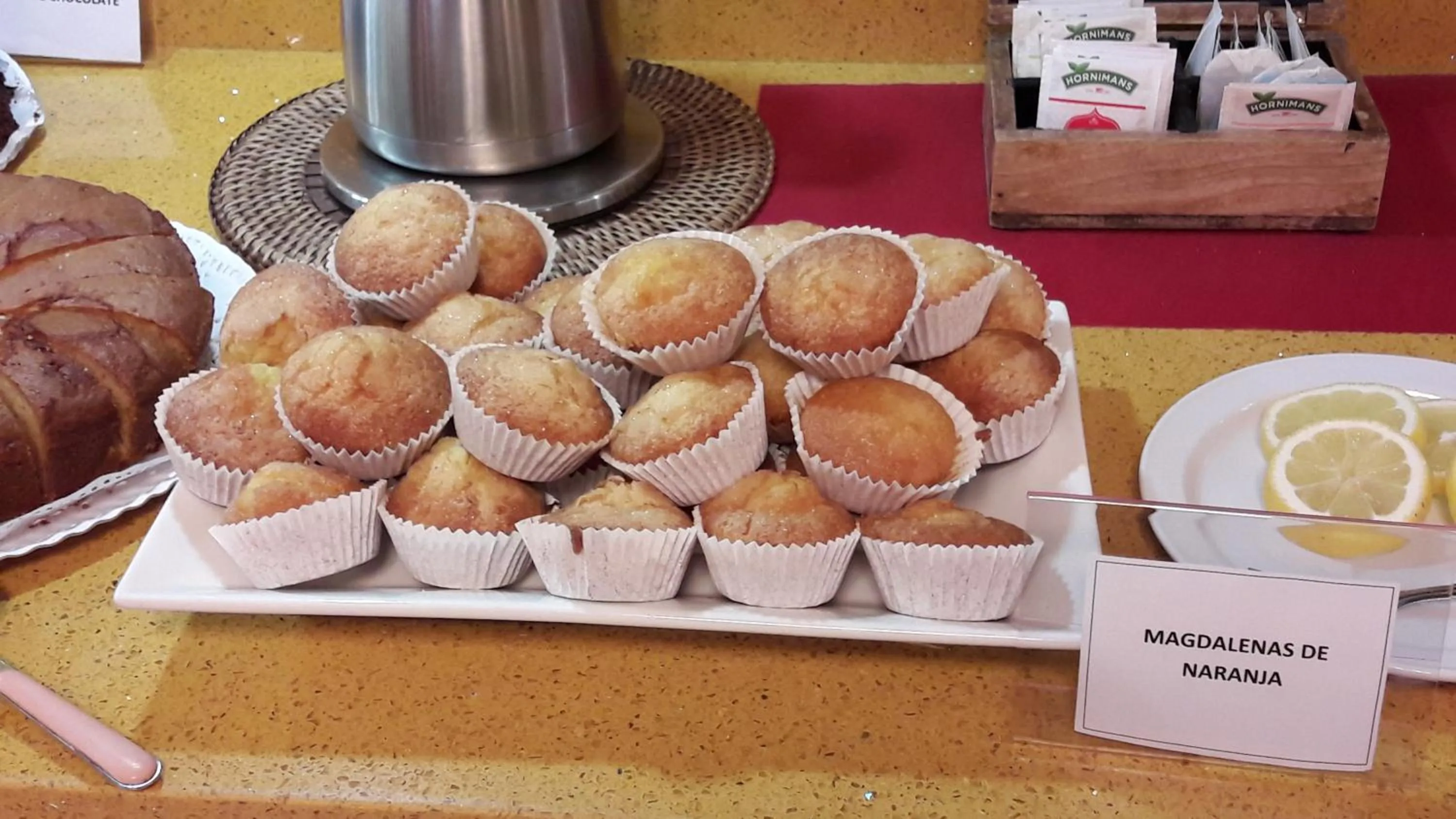 Buffet breakfast in Hotel Torres Touriño