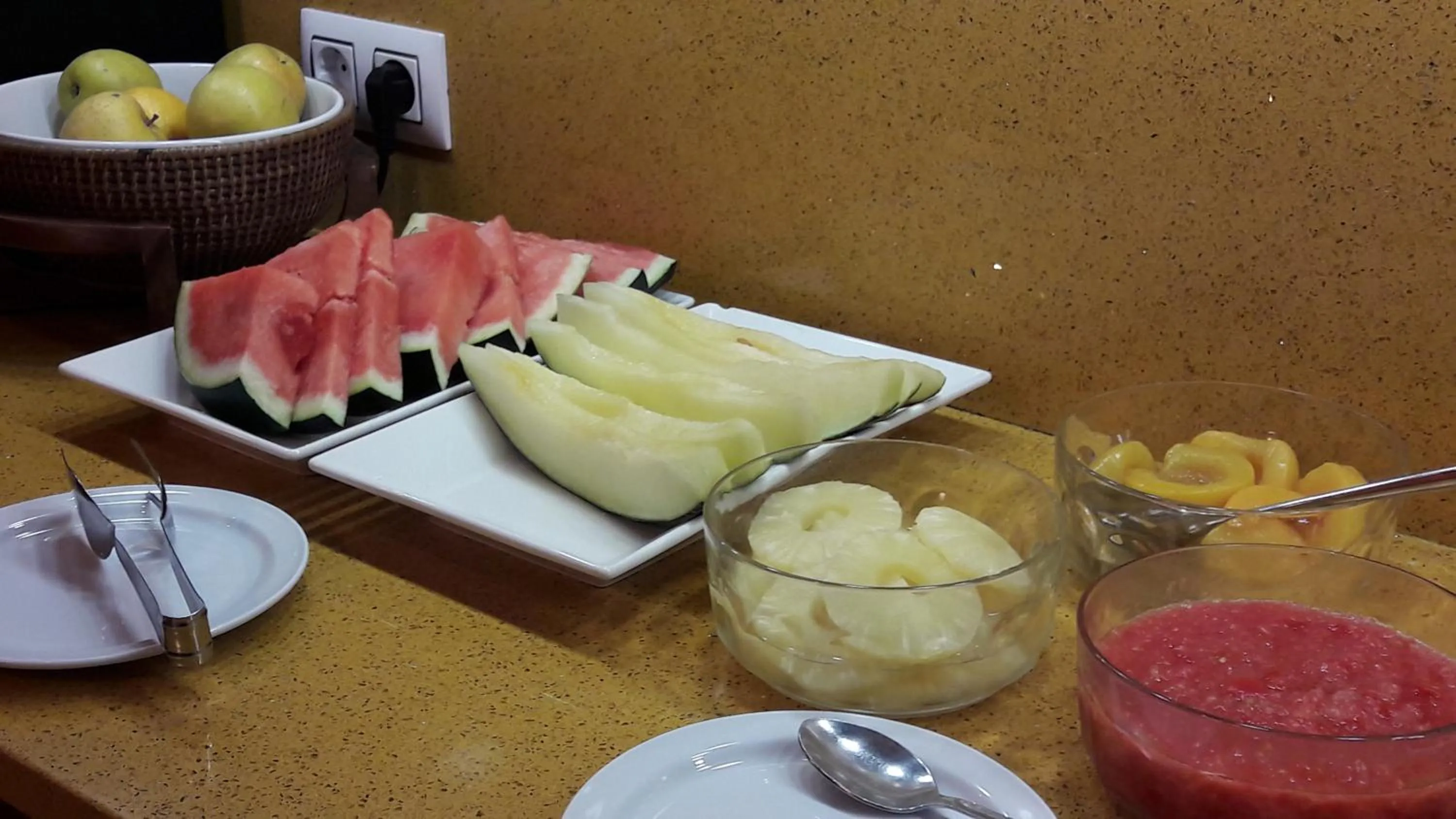 Buffet breakfast in Hotel Torres Touriño
