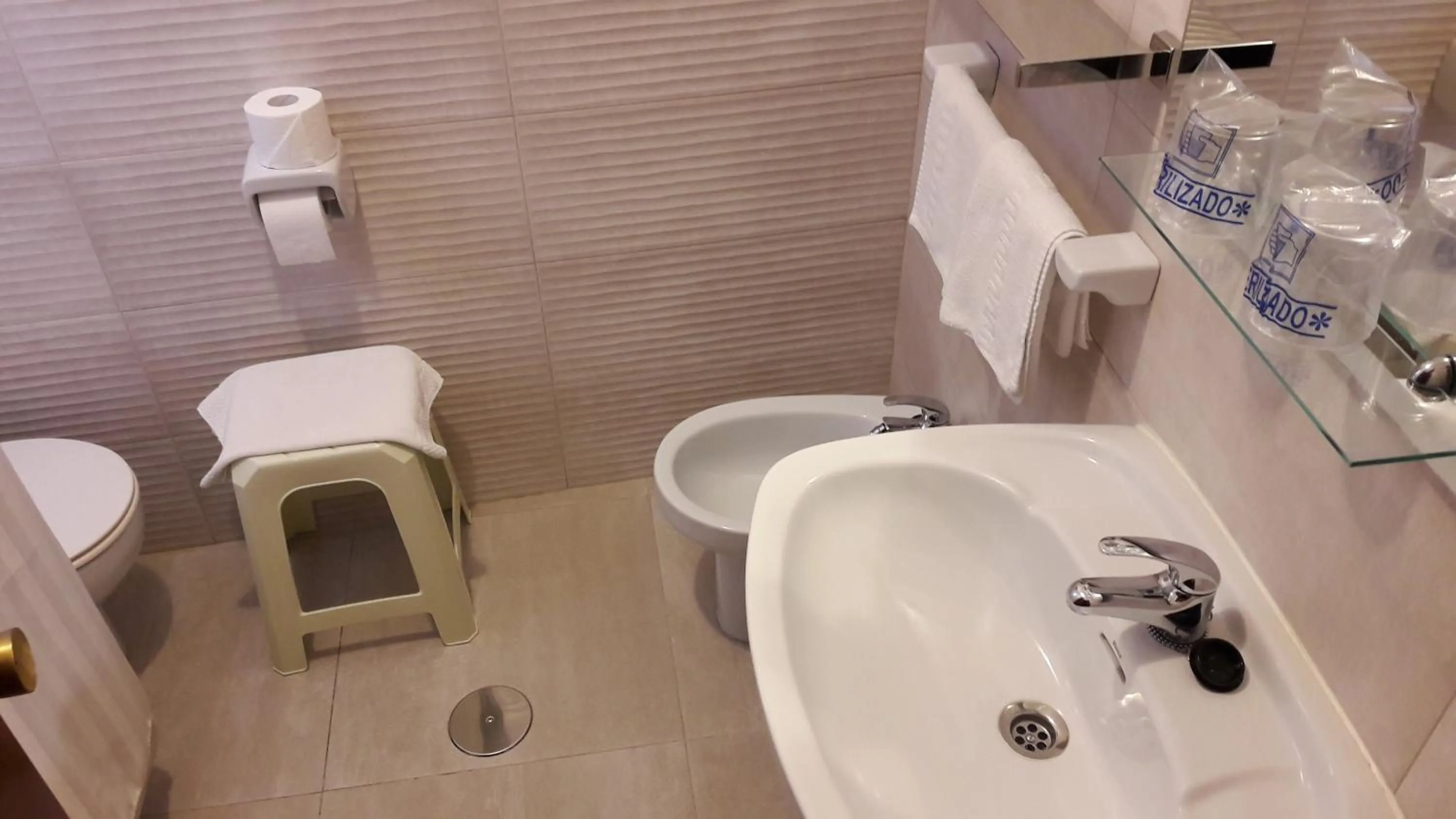 Bathroom in Hotel Torres Touriño