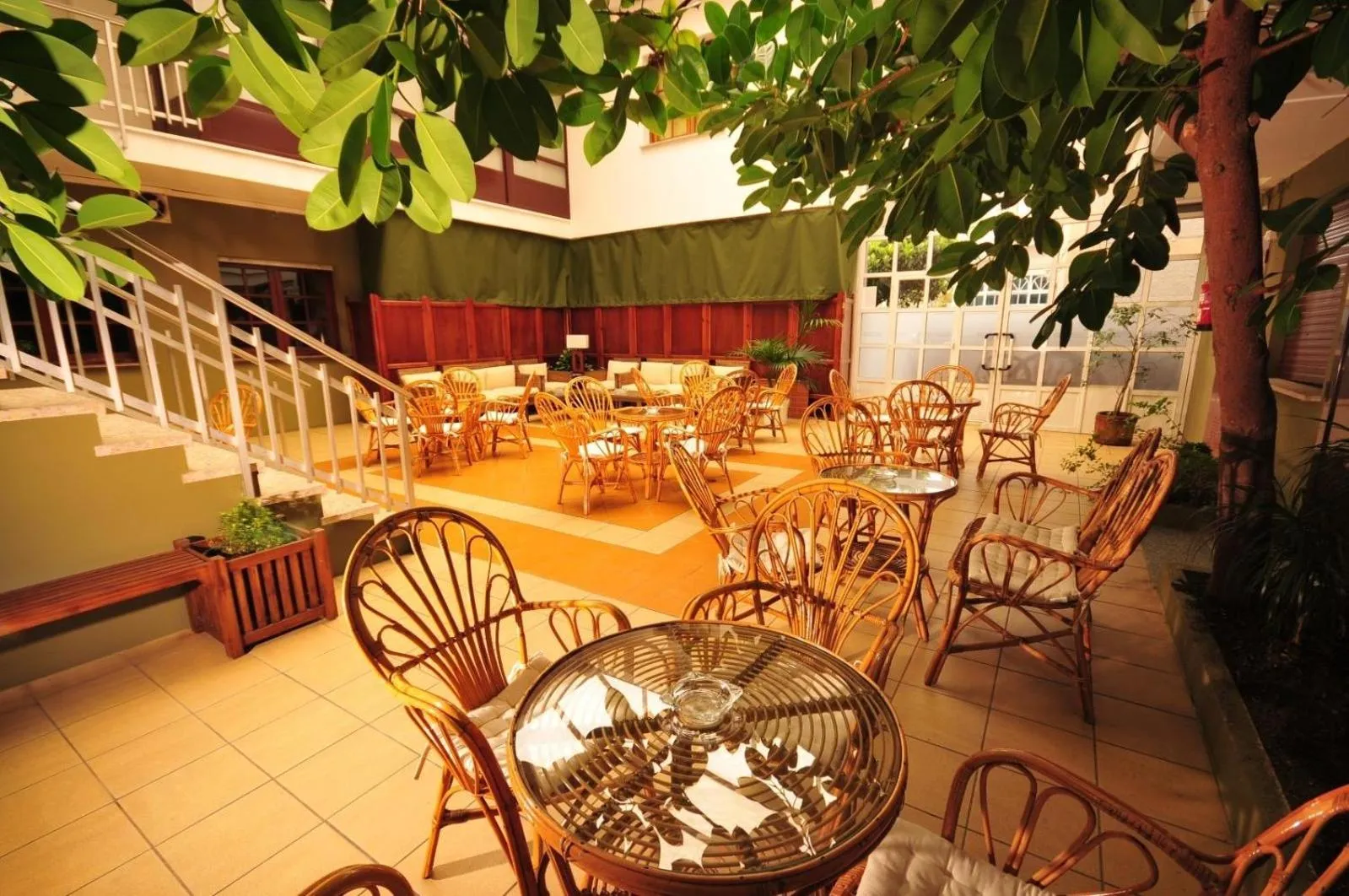 Patio in Hotel Torres Touriño