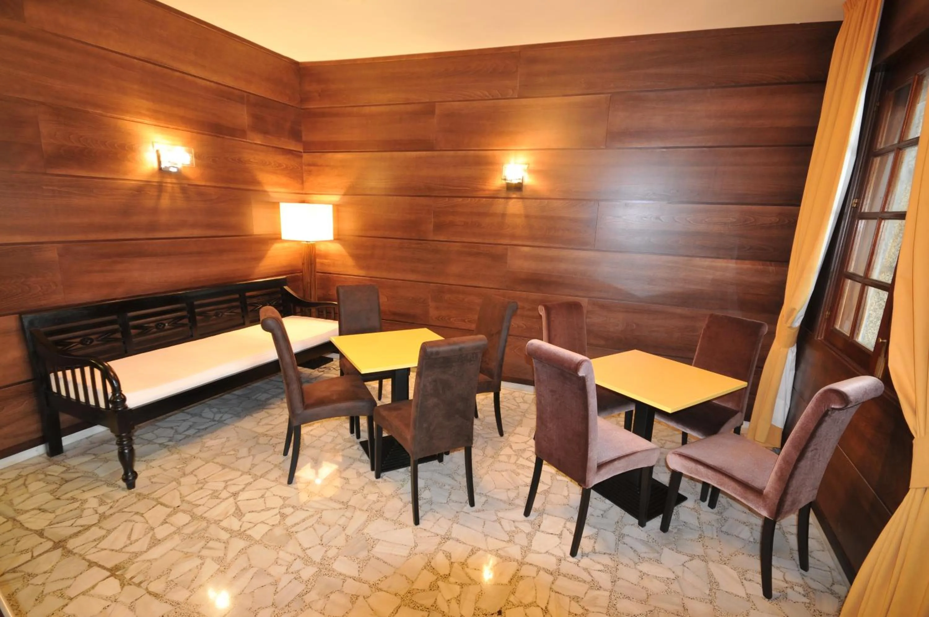 Lounge or bar in Hotel Torres Touriño
