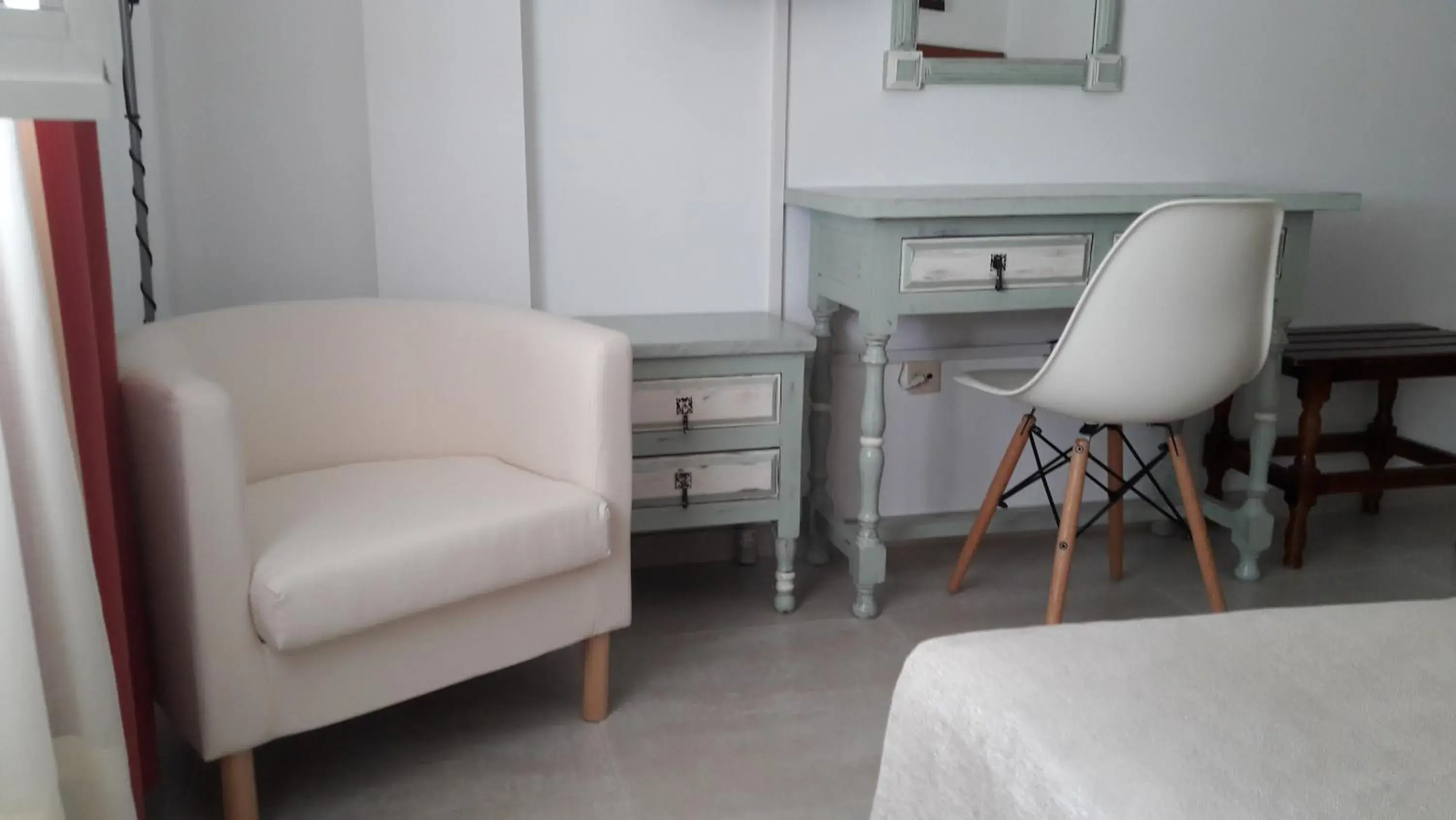 Double Room with Balcony in Hotel Torres Touriño Double Room with Balcony in Hotel Torres Touriño