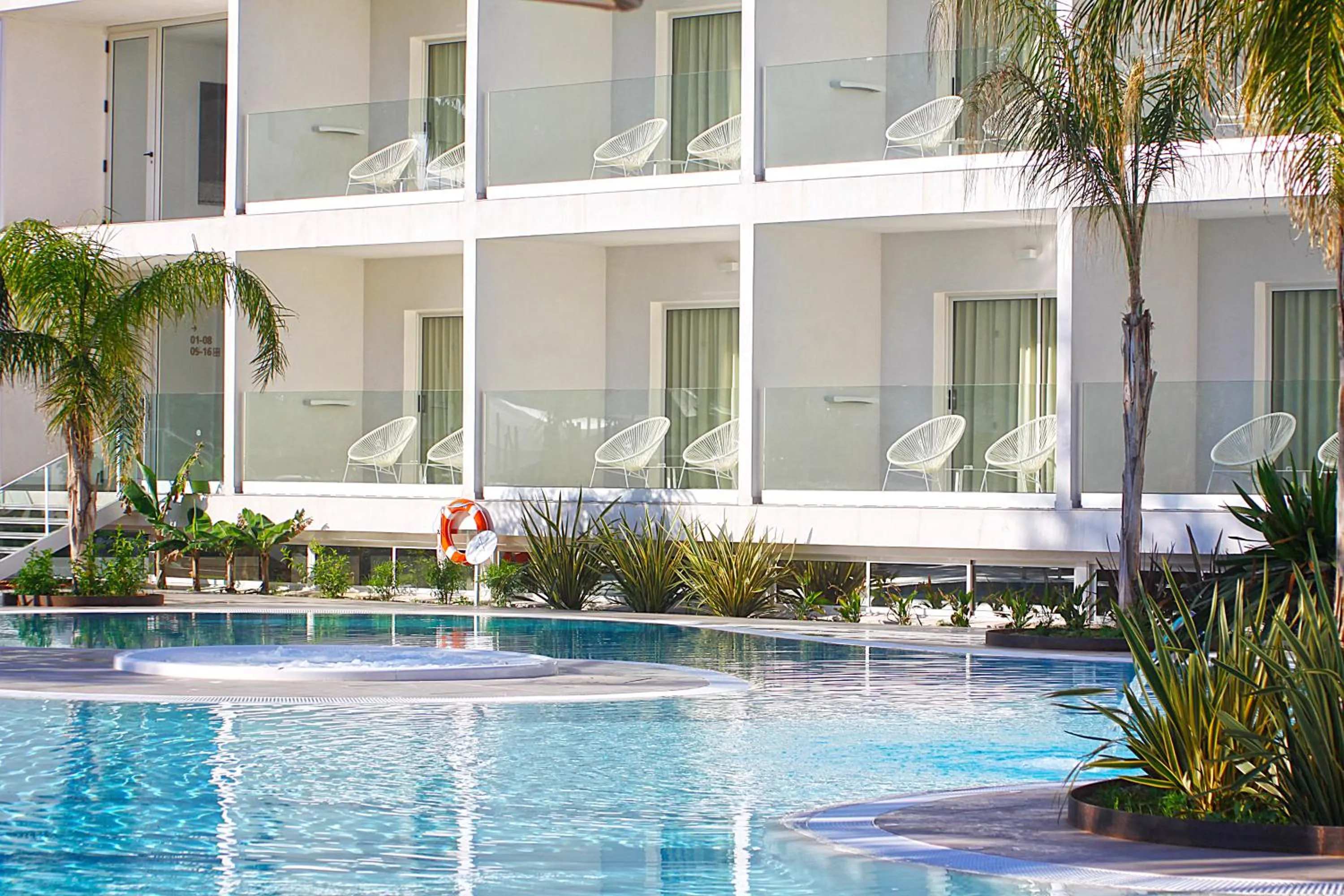 Facade/entrance in BG Caballero