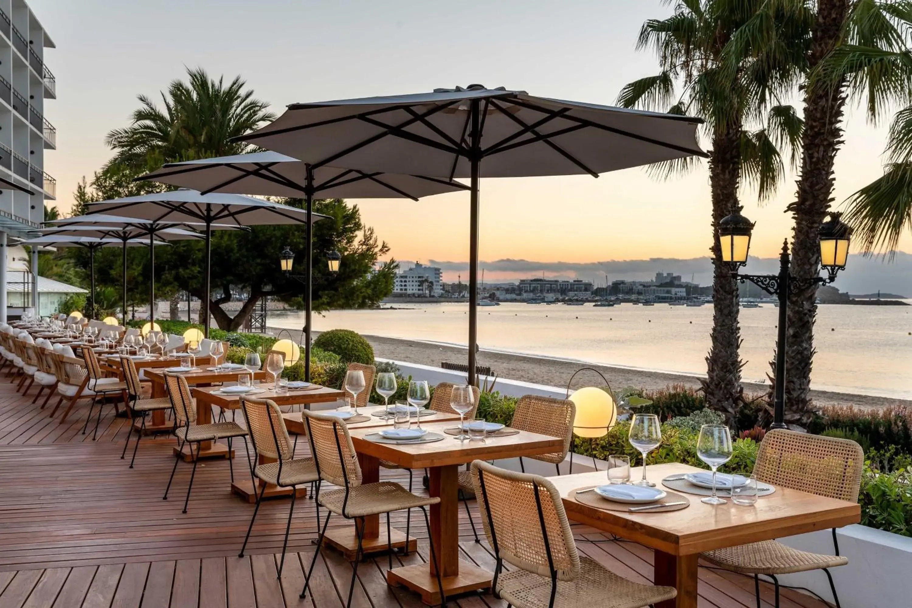 Restaurant/places to eat in Hotel Riomar, Ibiza, a Tribute Portfolio Hotel Restaurant/places to eat in Hotel Riomar, Ibiza, a Tribute Portfolio Hotel