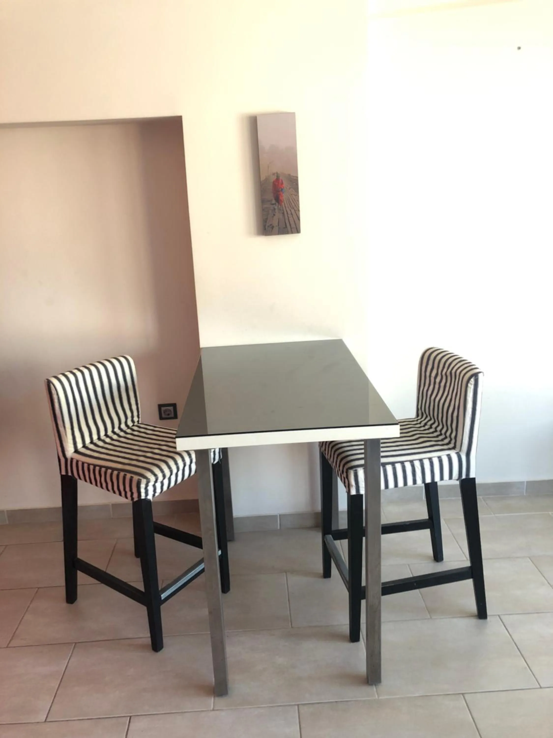 Dining area in roomotel