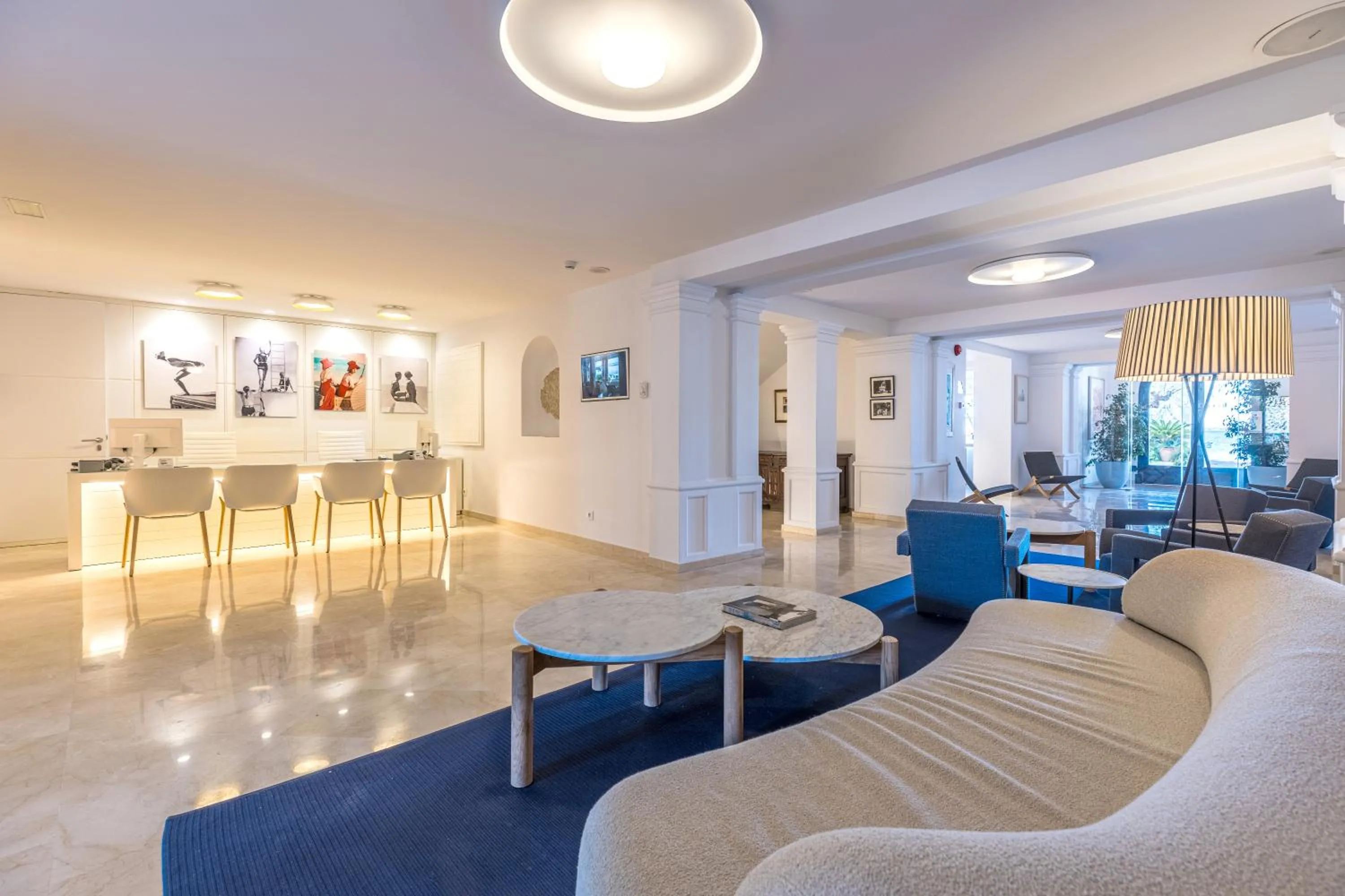 Lobby or reception in Hotel Illa d'Or & Club Apts 4* Sup
