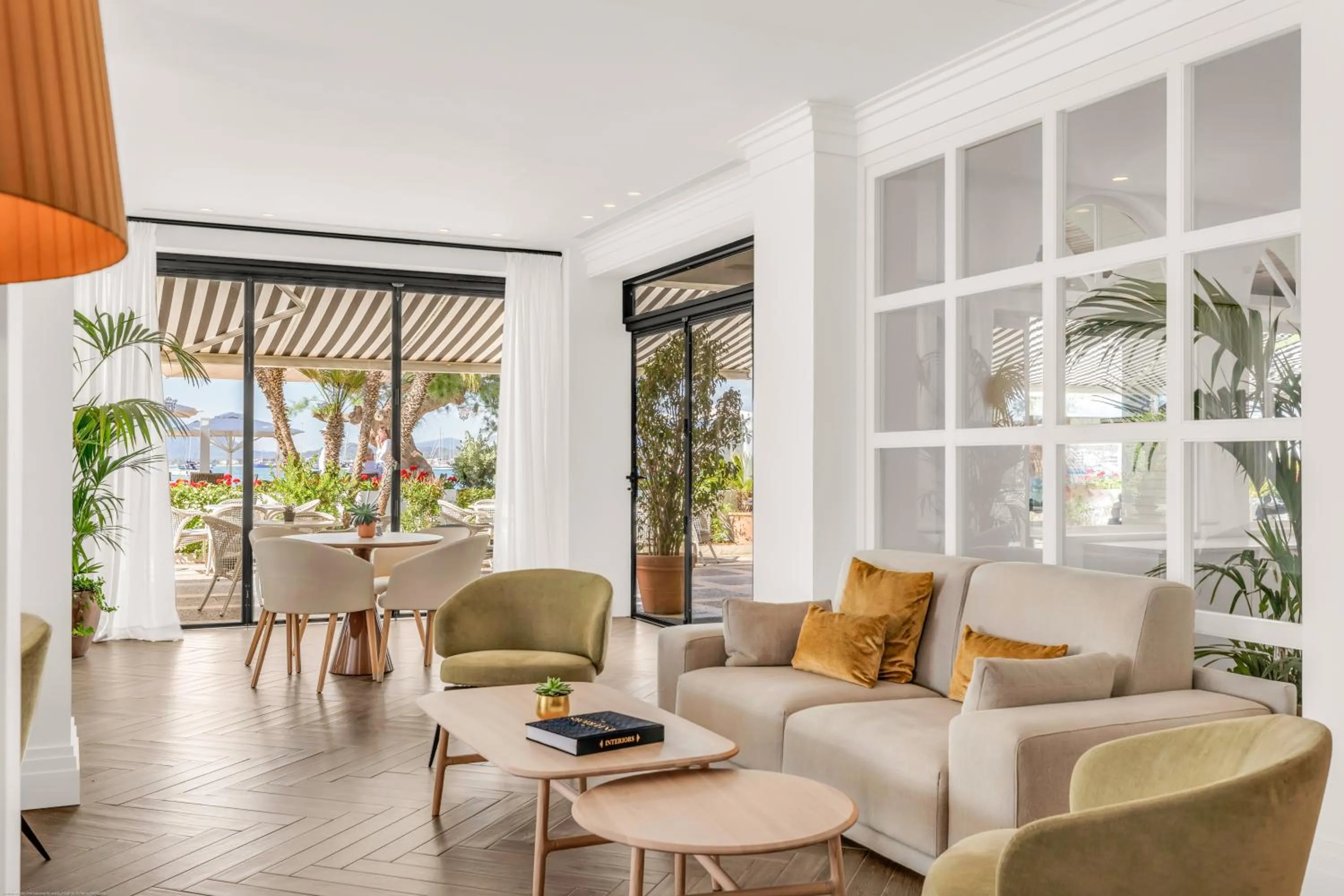 Restaurant/places to eat in Hotel Illa d'Or & Club Apts 4* Sup