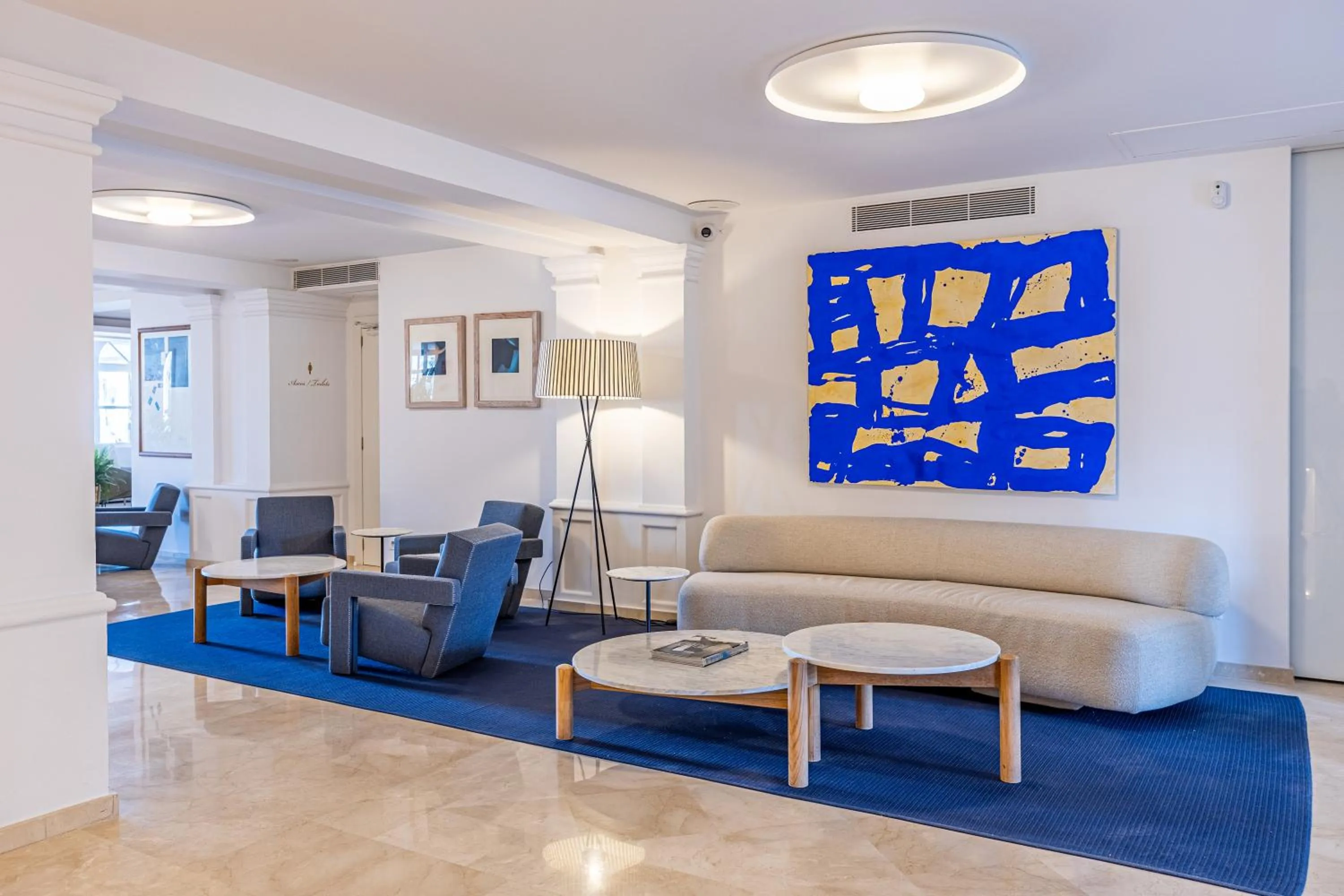 Lobby or reception in Hotel Illa d'Or & Club Apts 4* Sup