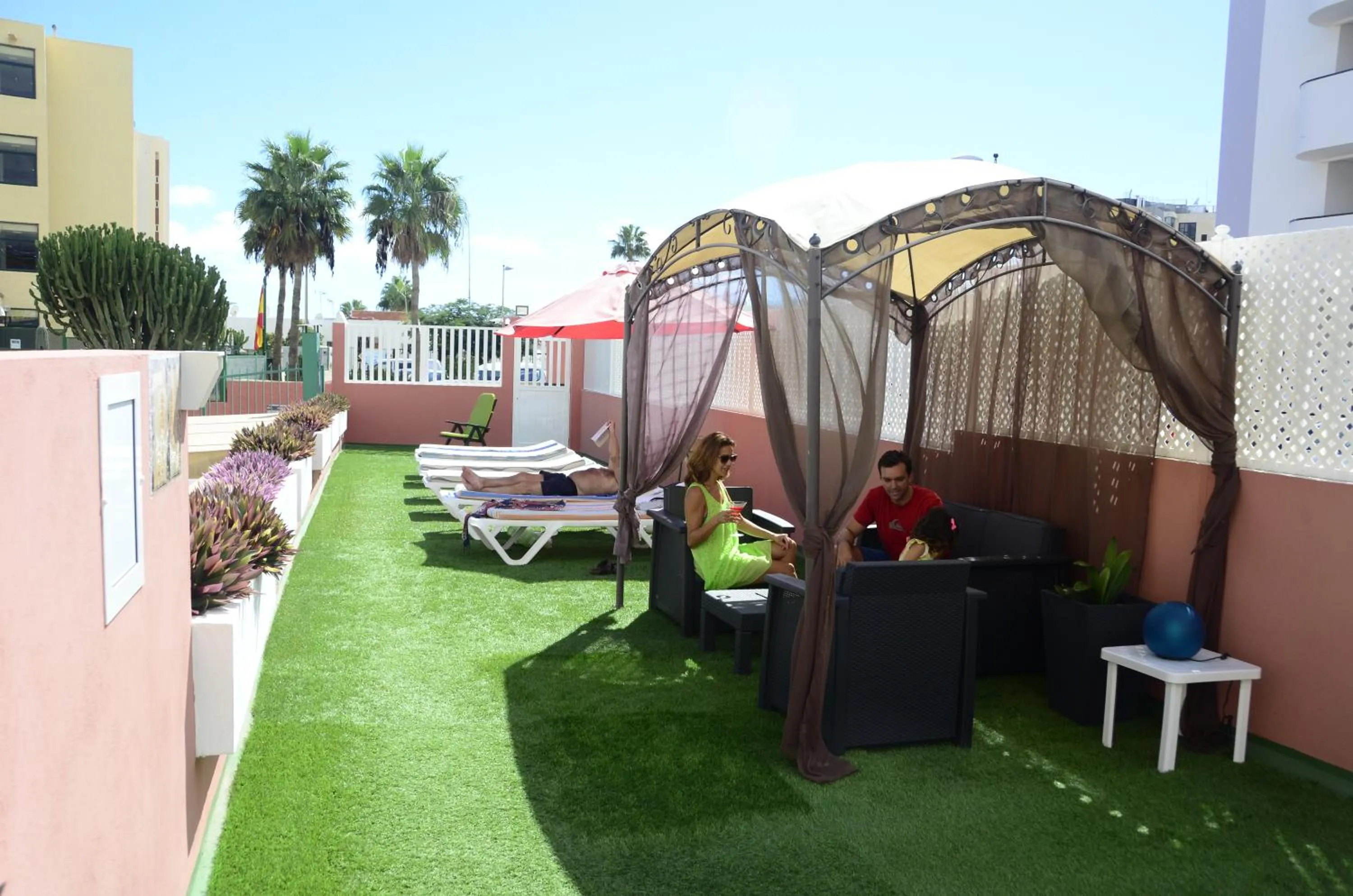 Guests in Apartamentos Amazonas