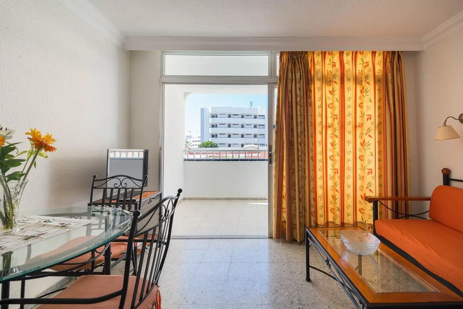 Living room in Apartamentos Amazonas Living room in Apartamentos Amazonas