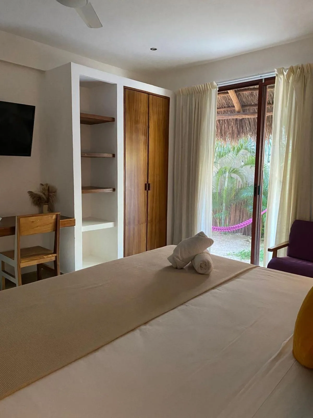Bed in Hotel Pelecanus Suites Holbox