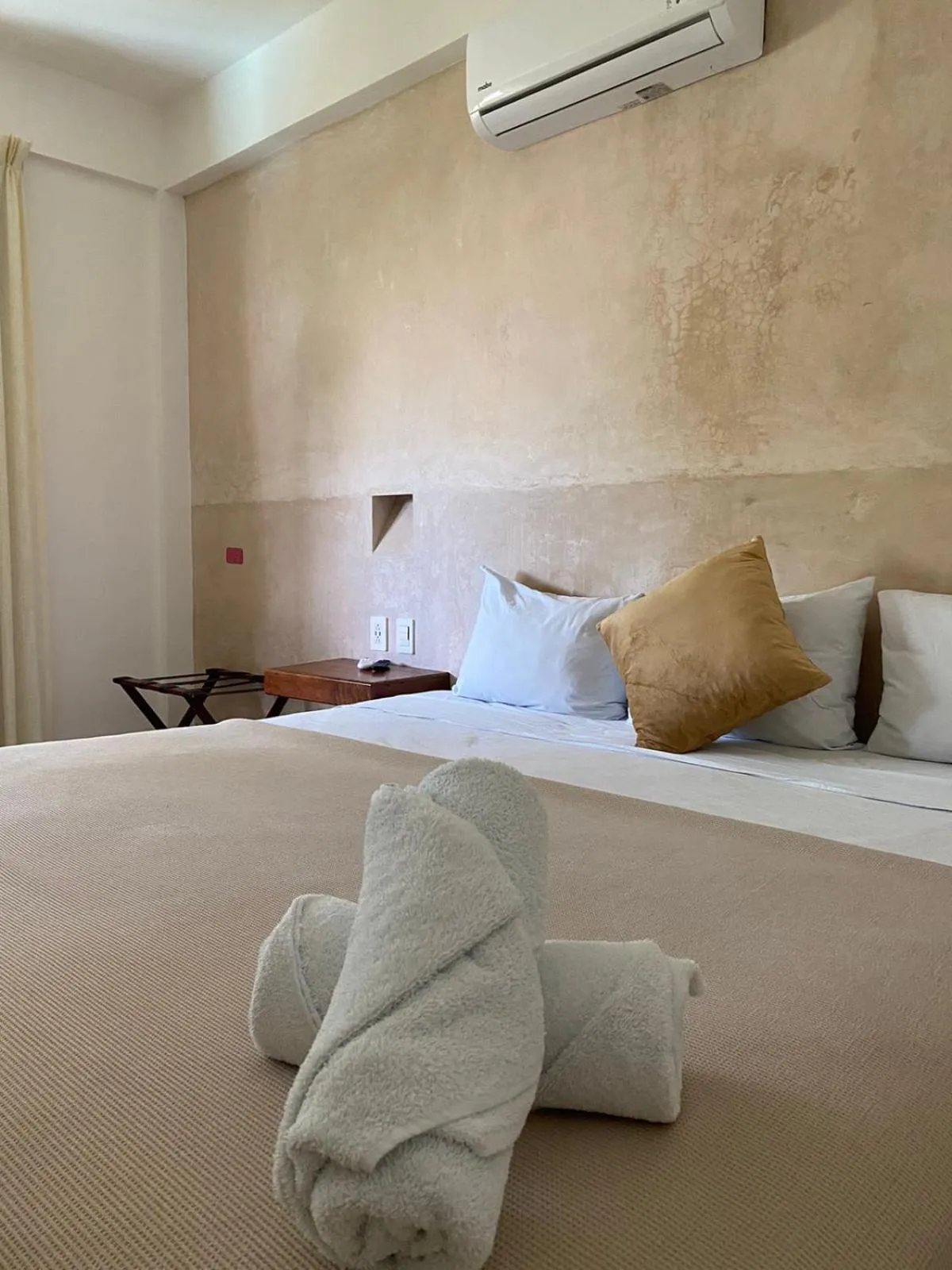 Bed in Hotel Pelecanus Suites Holbox