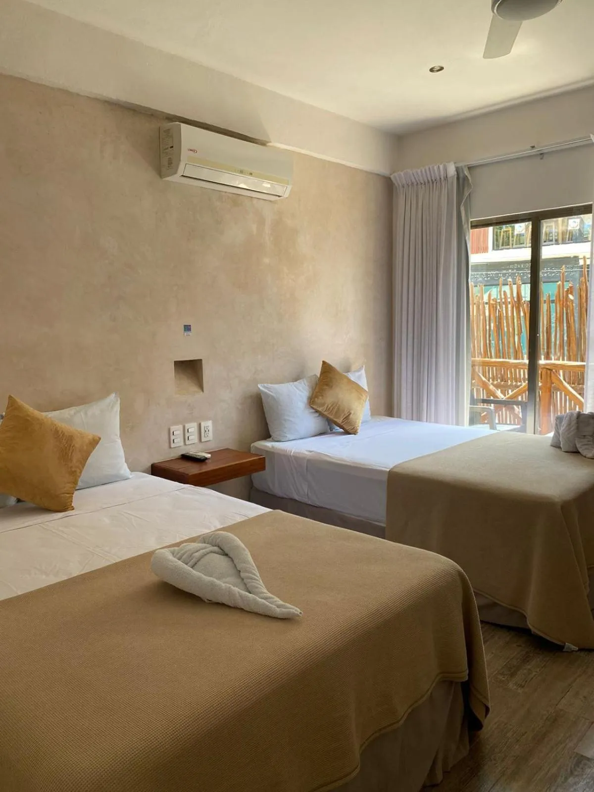 Bedroom, Bed in Hotel Pelecanus Suites Holbox