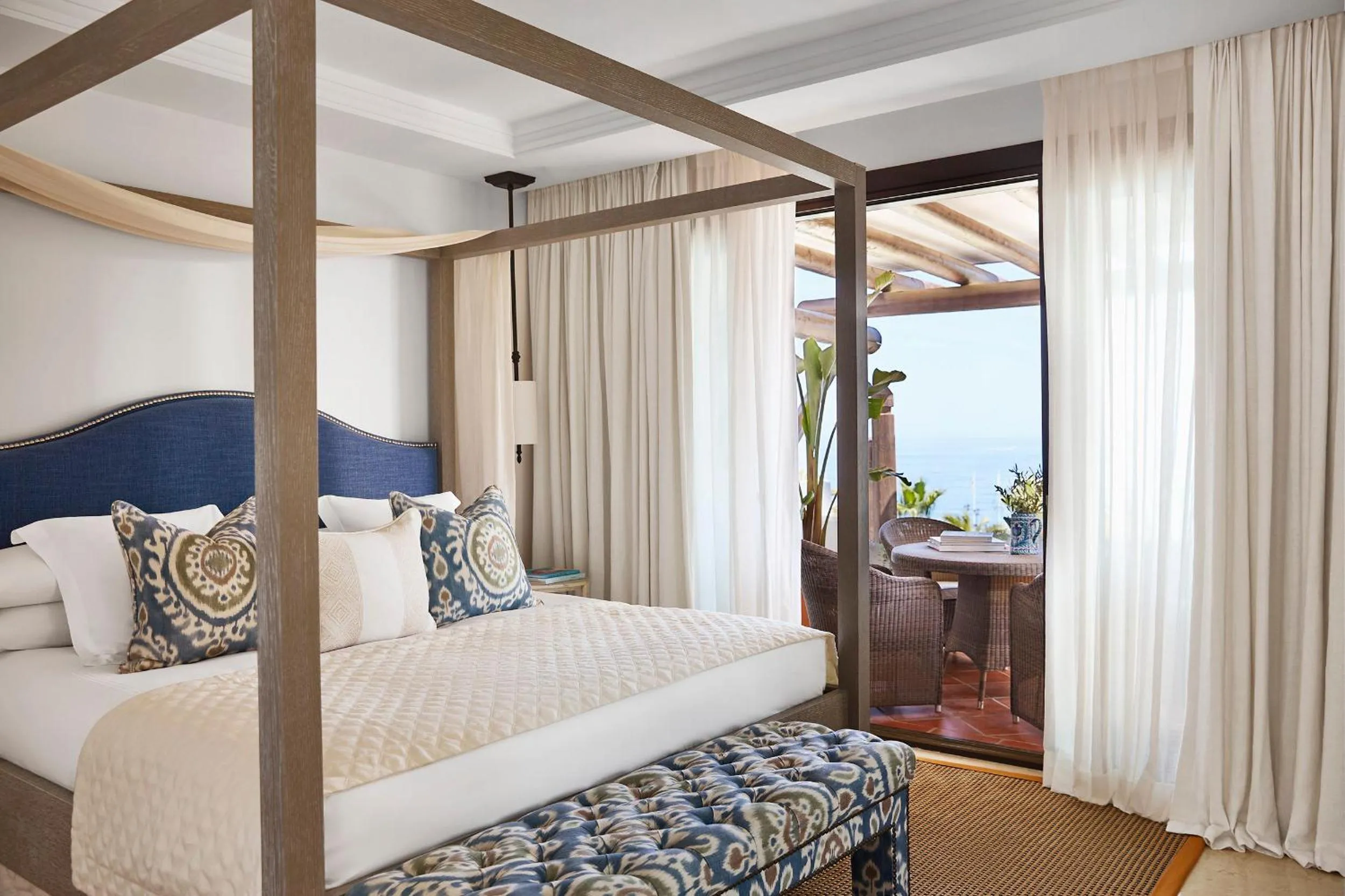 Bed in Marbella Club Hotel · Golf Resort & Spa