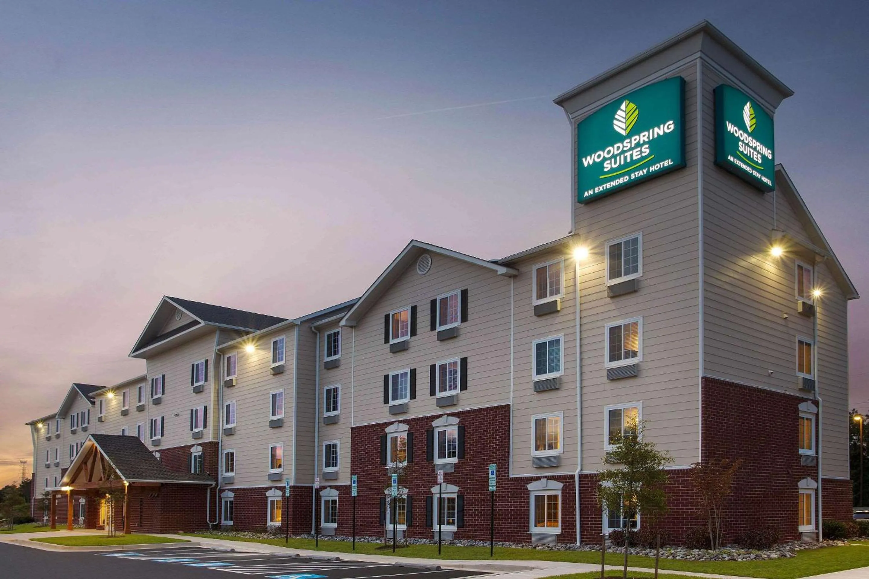 Property building in WoodSpring Suites Baltimore White Marsh - Nottingham