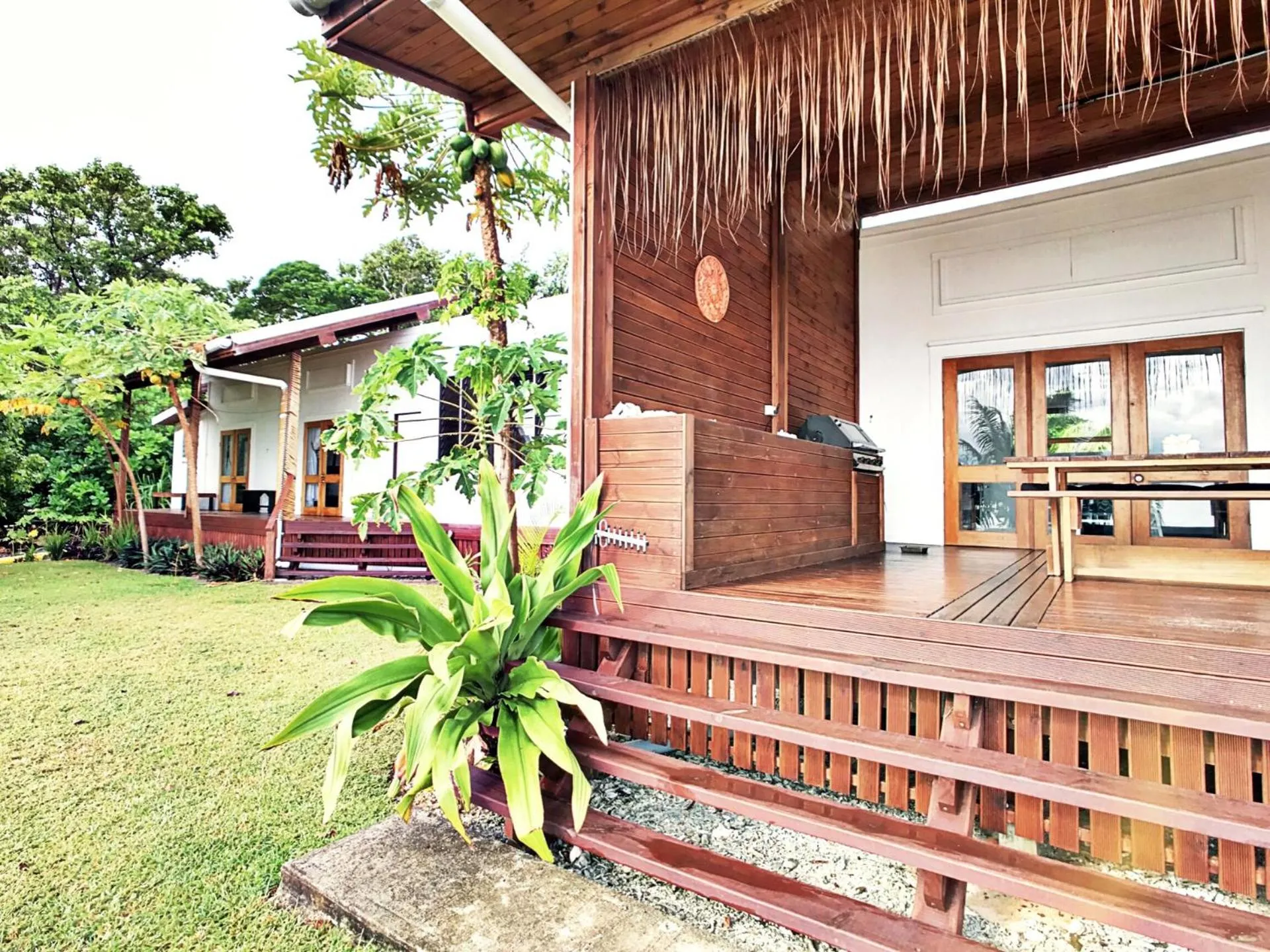 Facade/entrance in Sails Beach House