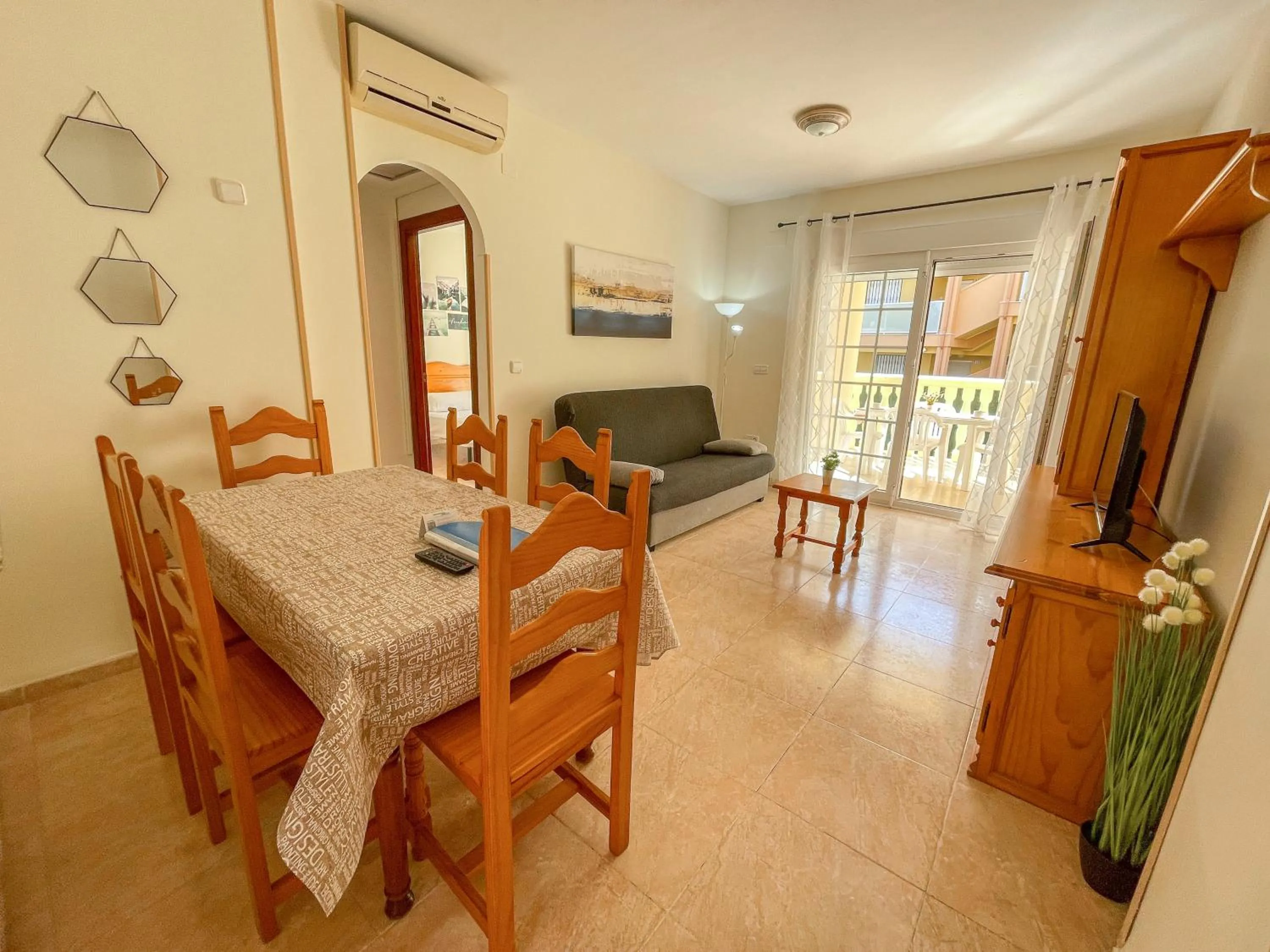 TV and multimedia in Apartamentos Madeira 3000