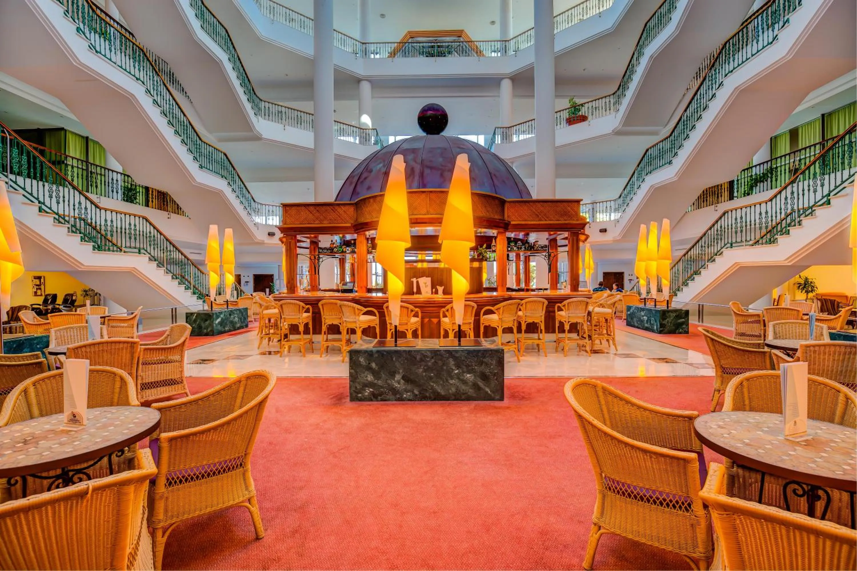 Lounge or bar in SBH Costa Calma Palace Thalasso & Spa