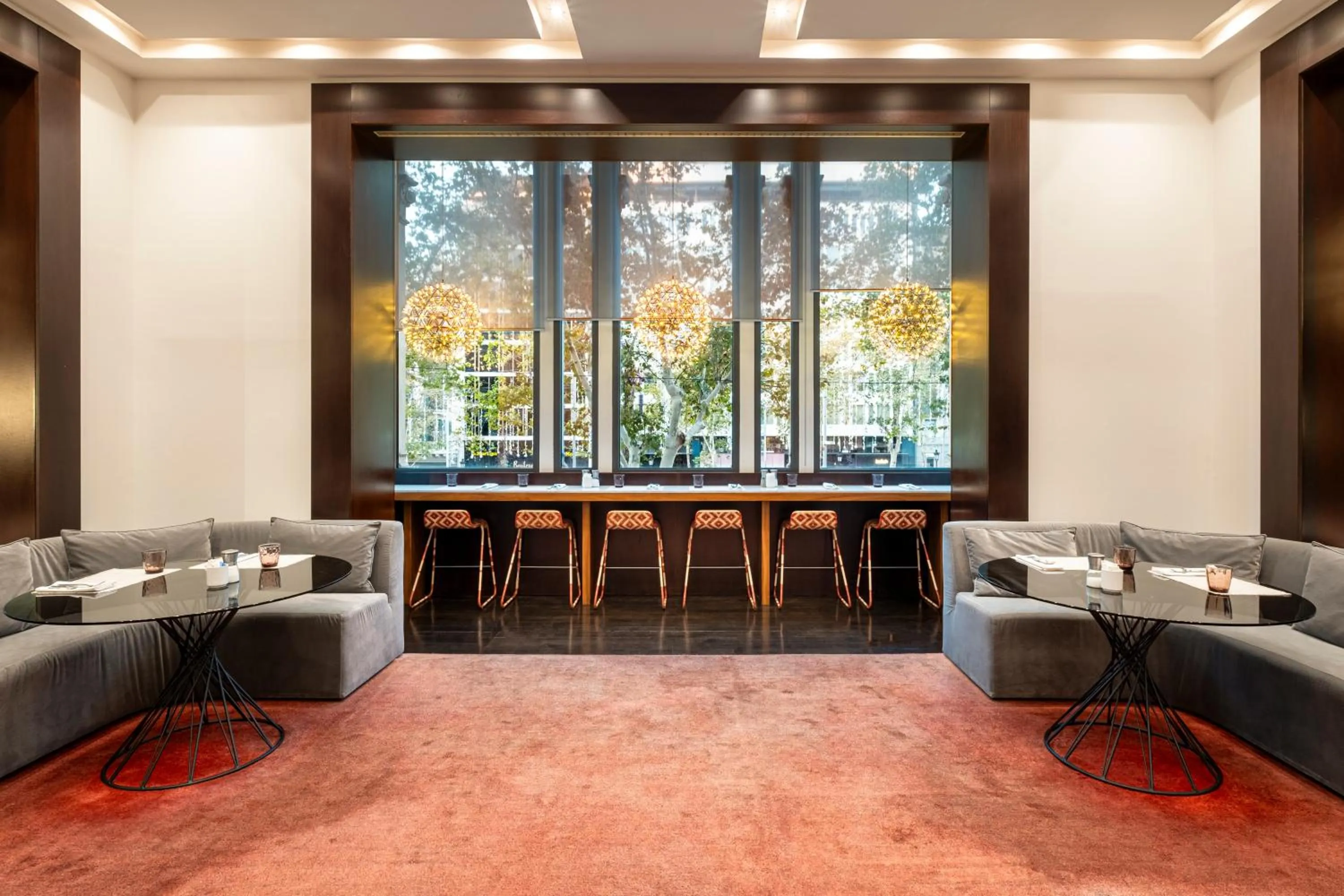 Living room in Sixtytwo Hotel