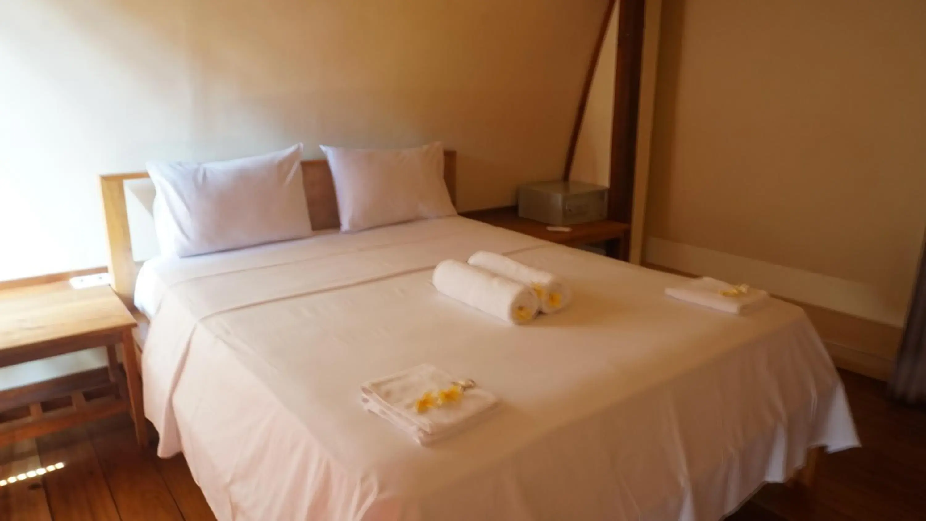 Bedroom, Bed in Island Beach Bungalow Bedroom, Bed in Island Beach Bungalow