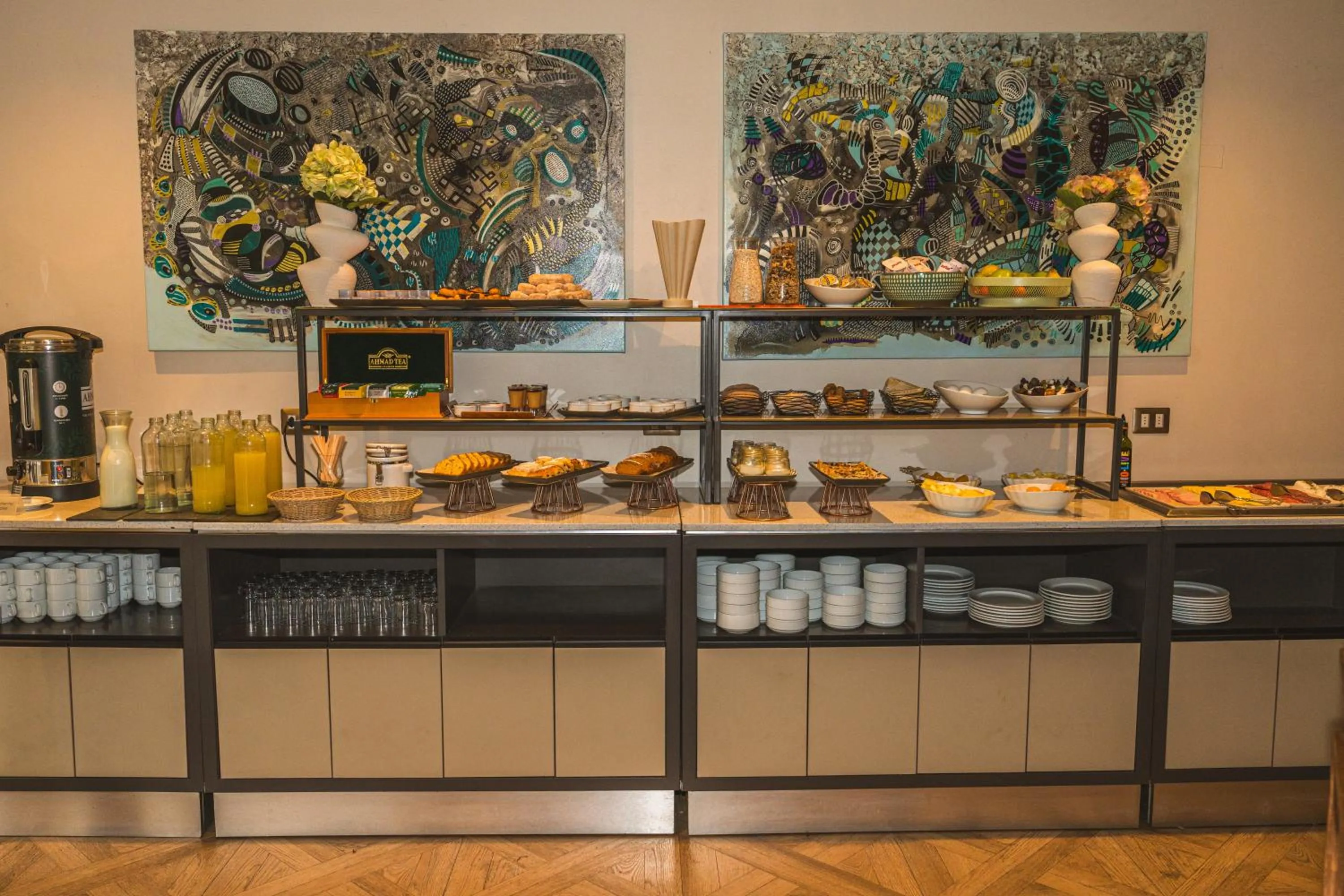 Breakfast in Hotel Director Vitacura