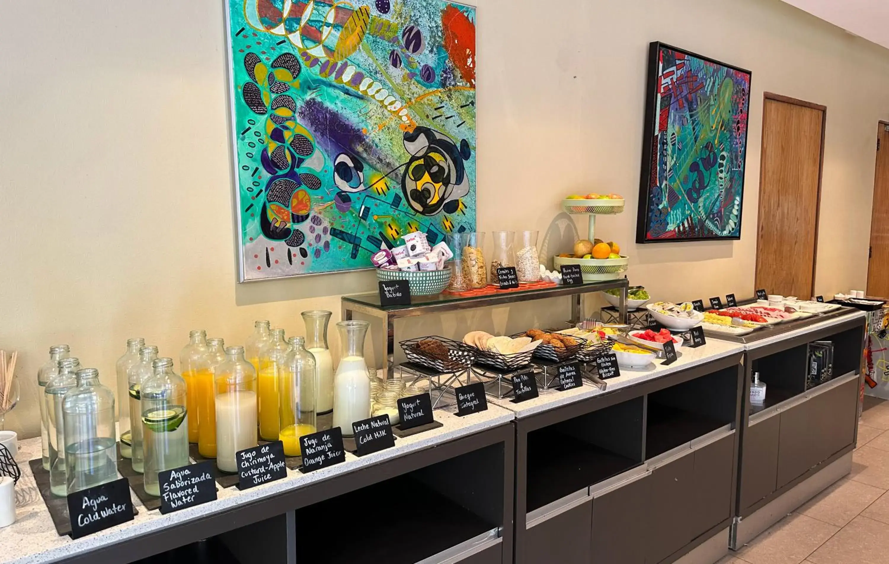 Continental breakfast in Hotel Director Vitacura Continental breakfast in Hotel Director Vitacura