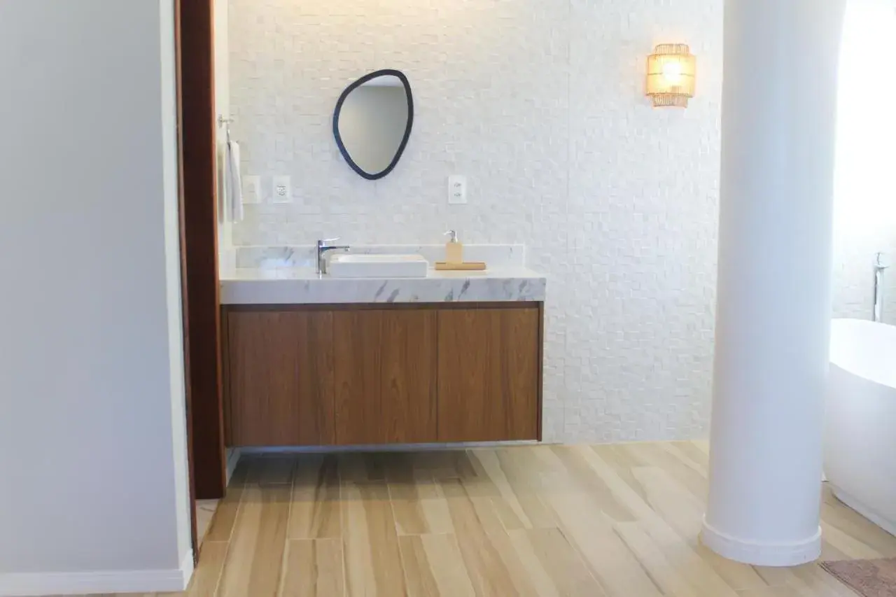 Superior Suite in Farol de Itapuã Praia Hotel Superior Suite in Farol de Itapuã Praia Hotel