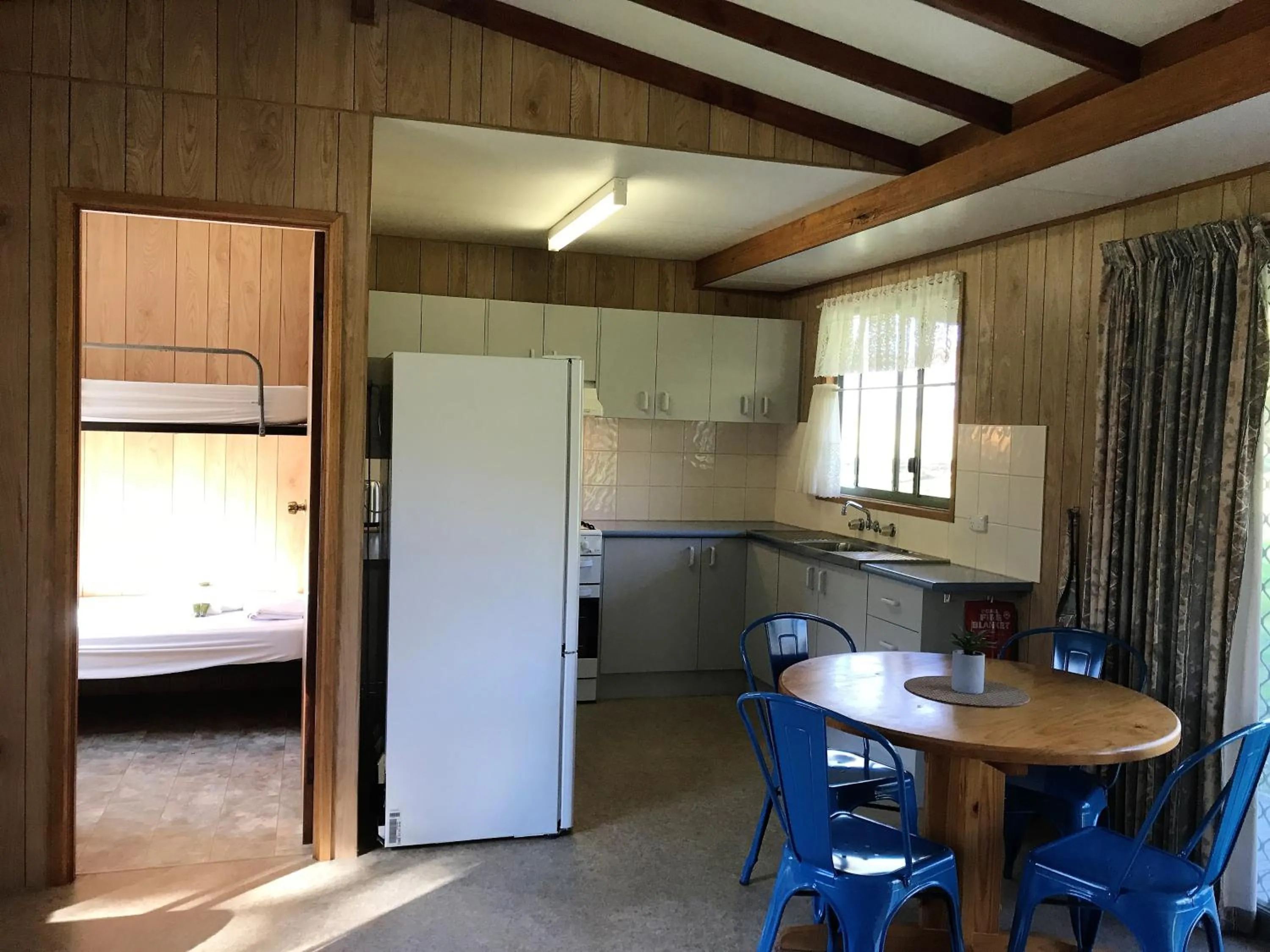 Two-Bedroom Chalet in Colac Colac Caravan Park