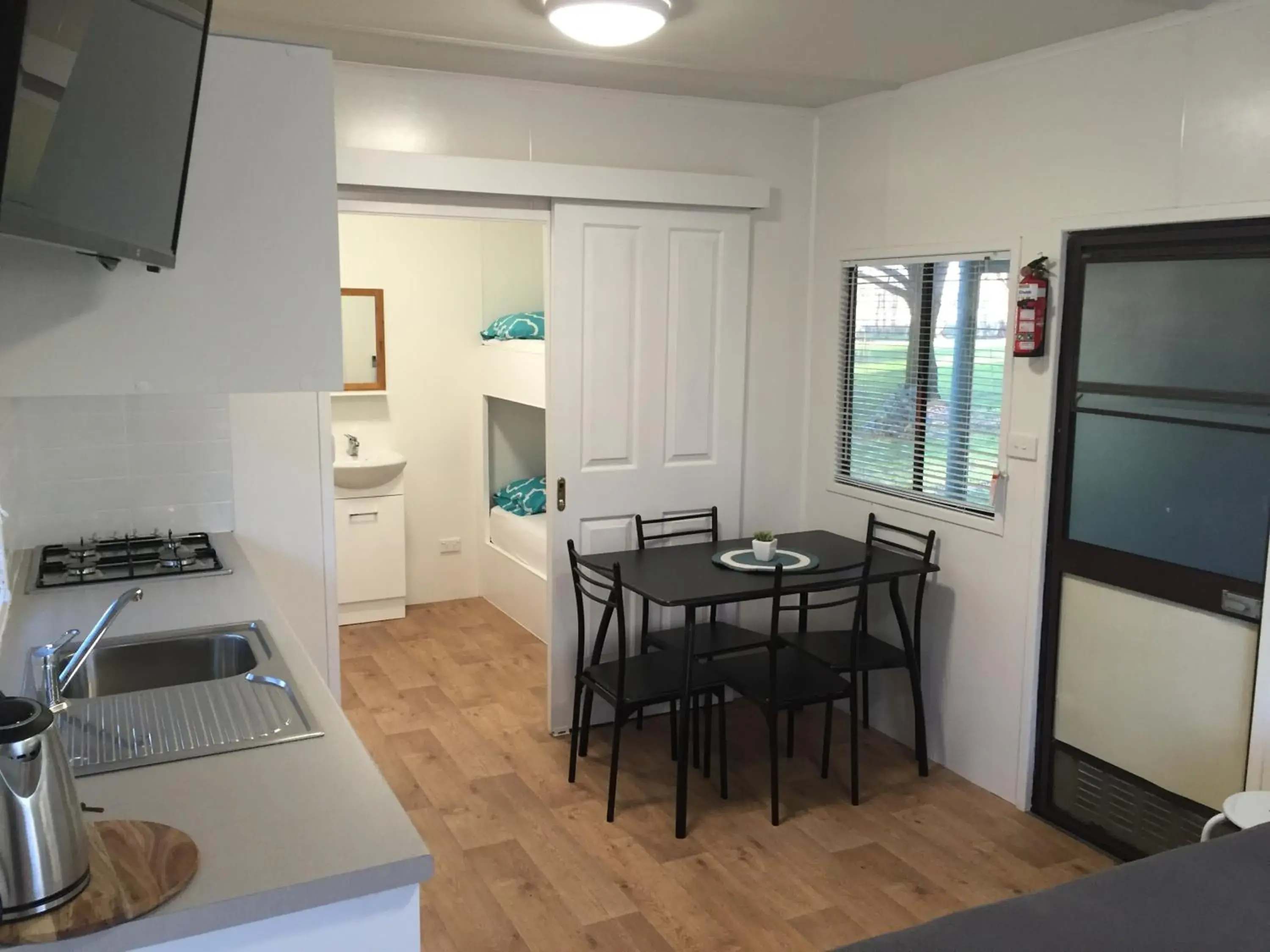 Chalet Ensuite in Colac Colac Caravan Park Chalet Ensuite in Colac Colac Caravan Park