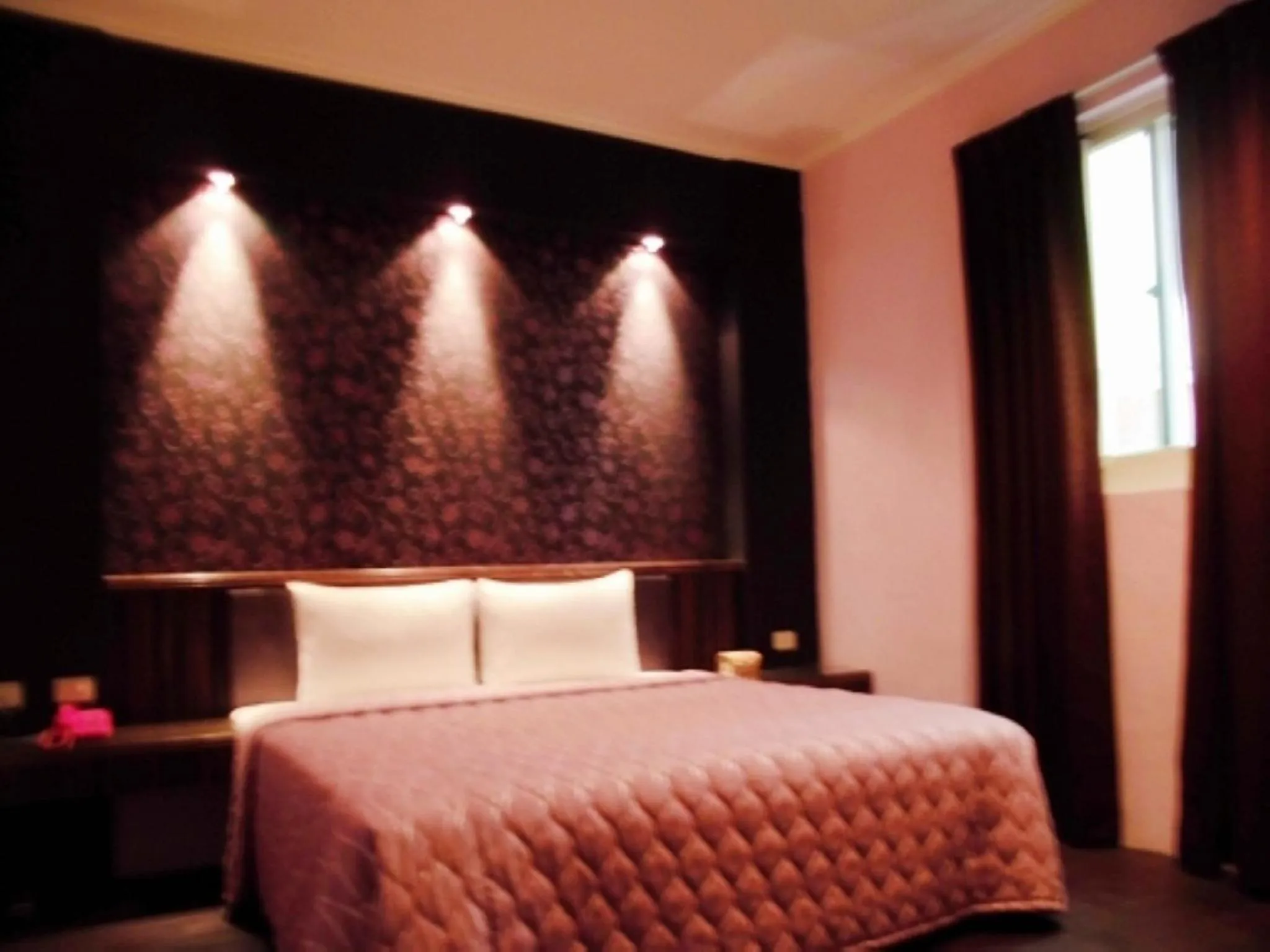 Bed in Baseball Hotel