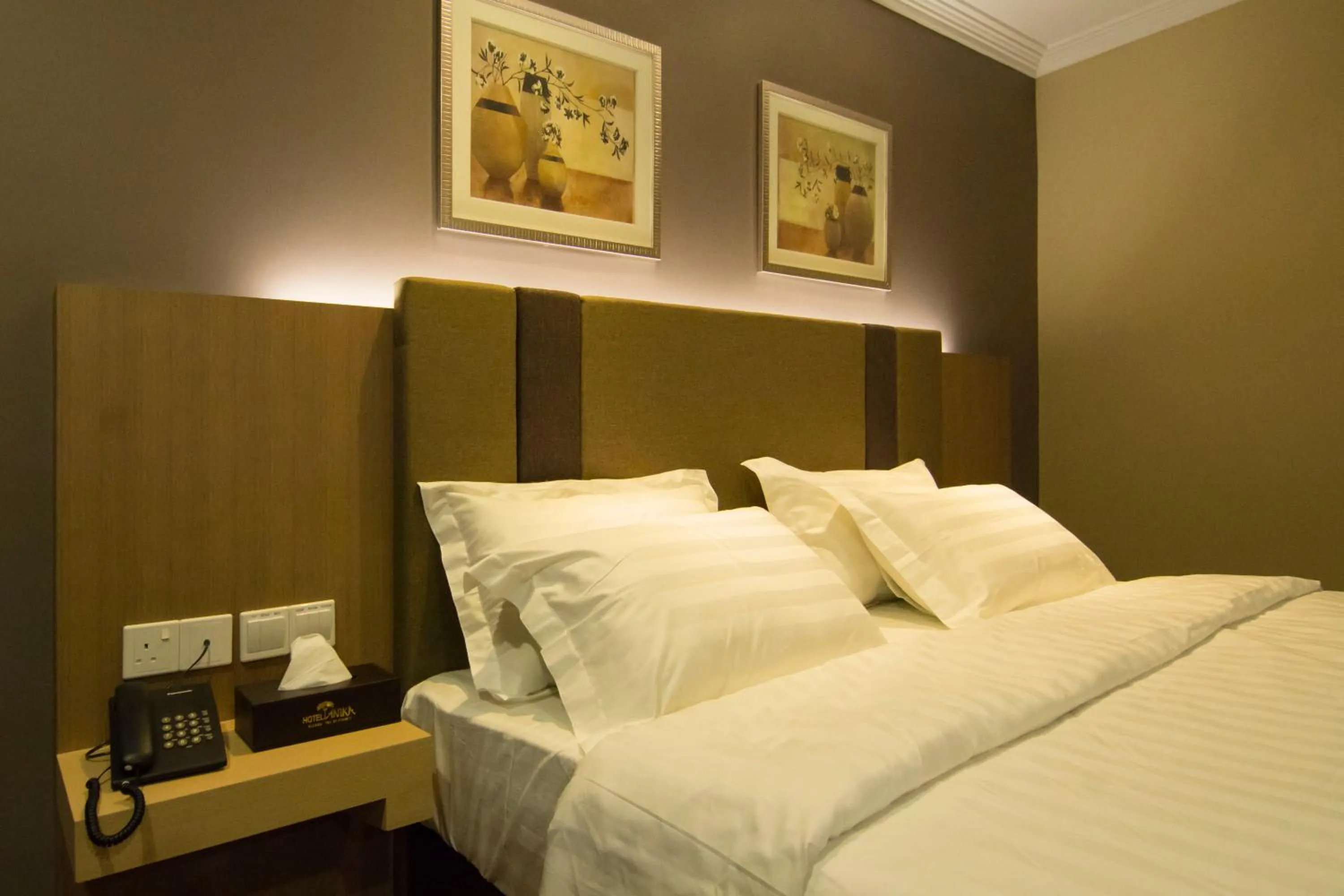 Bed in Hotel Anika Kluang