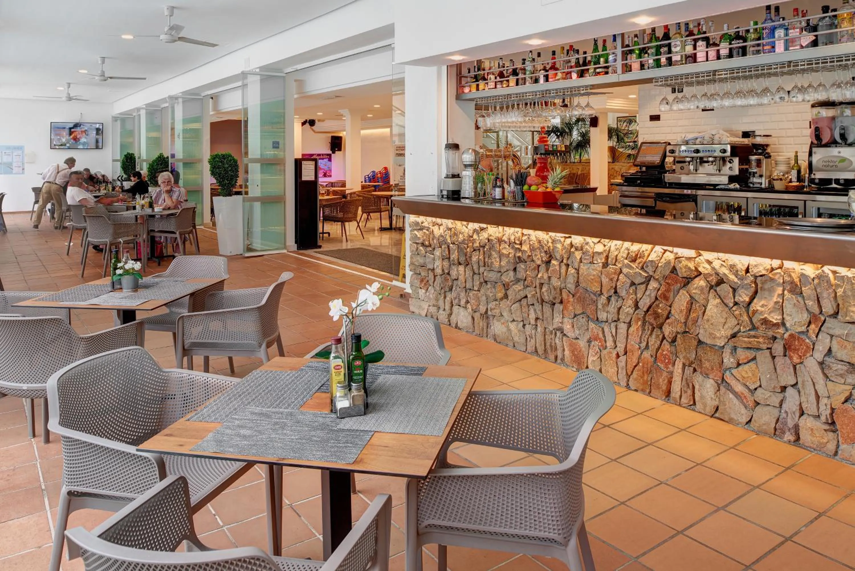 Lounge or bar in Hotel Cala d'Or Playa